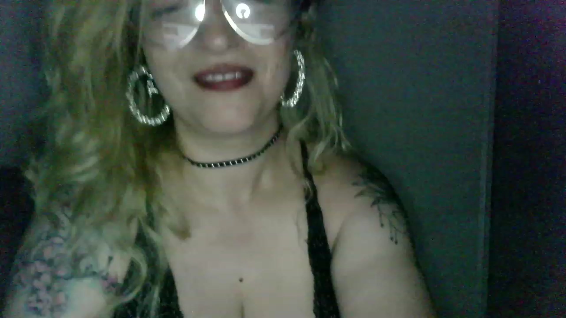 Gallery image thumbnail from ScorpioV's myfreecams stream on, 06/04/2023, 22:45 image 13 of 20