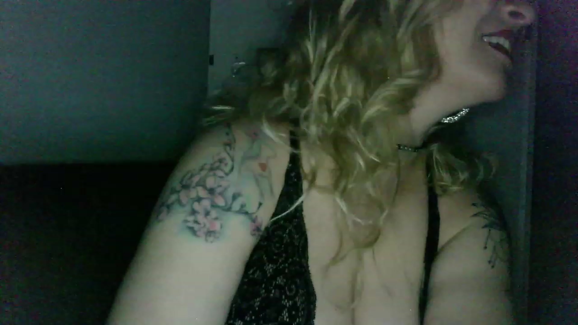 Gallery image thumbnail from ScorpioV's myfreecams stream on, 06/04/2023, 22:45 image 2 of 20
