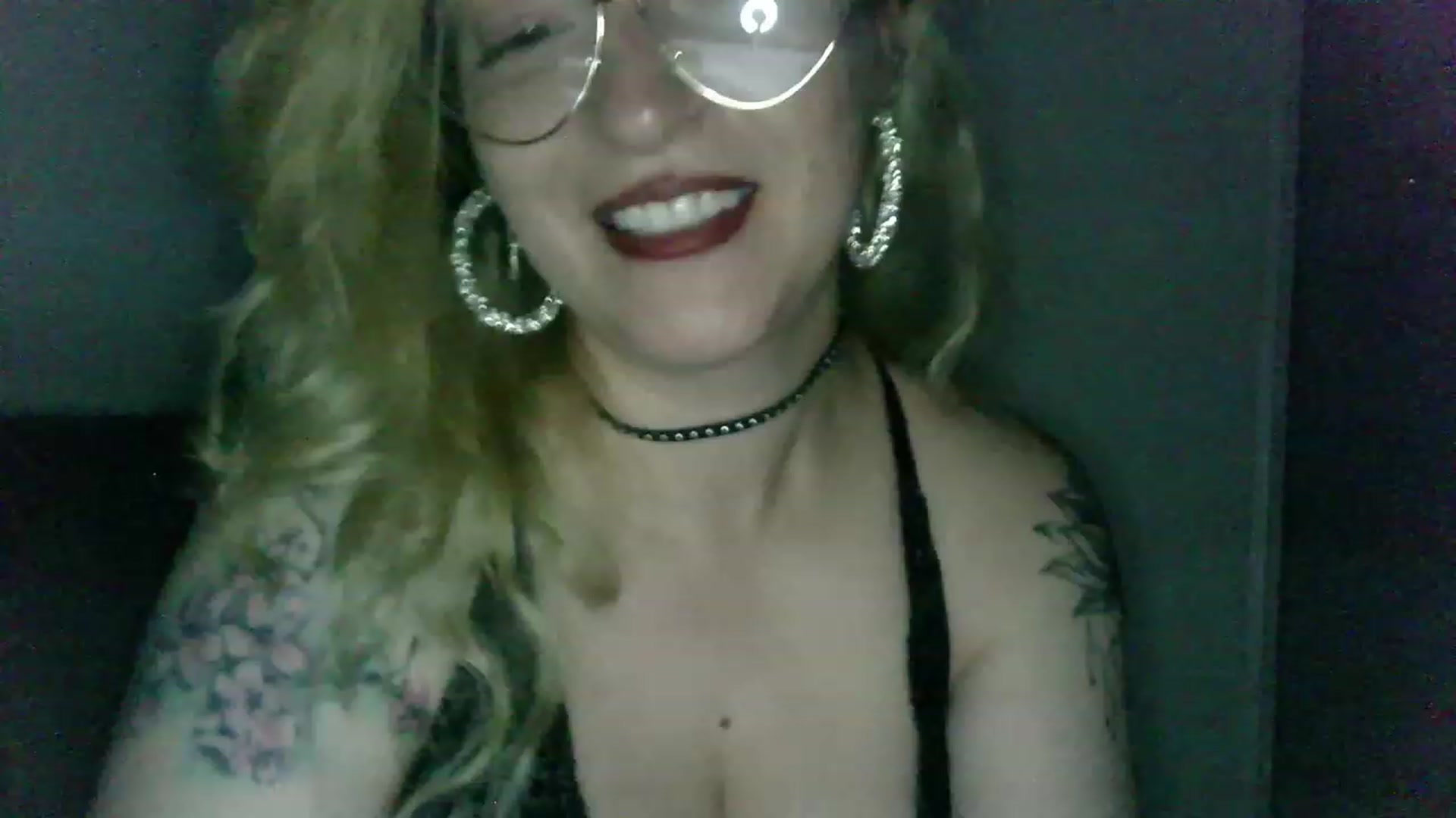 Gallery image thumbnail from ScorpioV's myfreecams stream on, 06/04/2023, 22:45 image 10 of 20