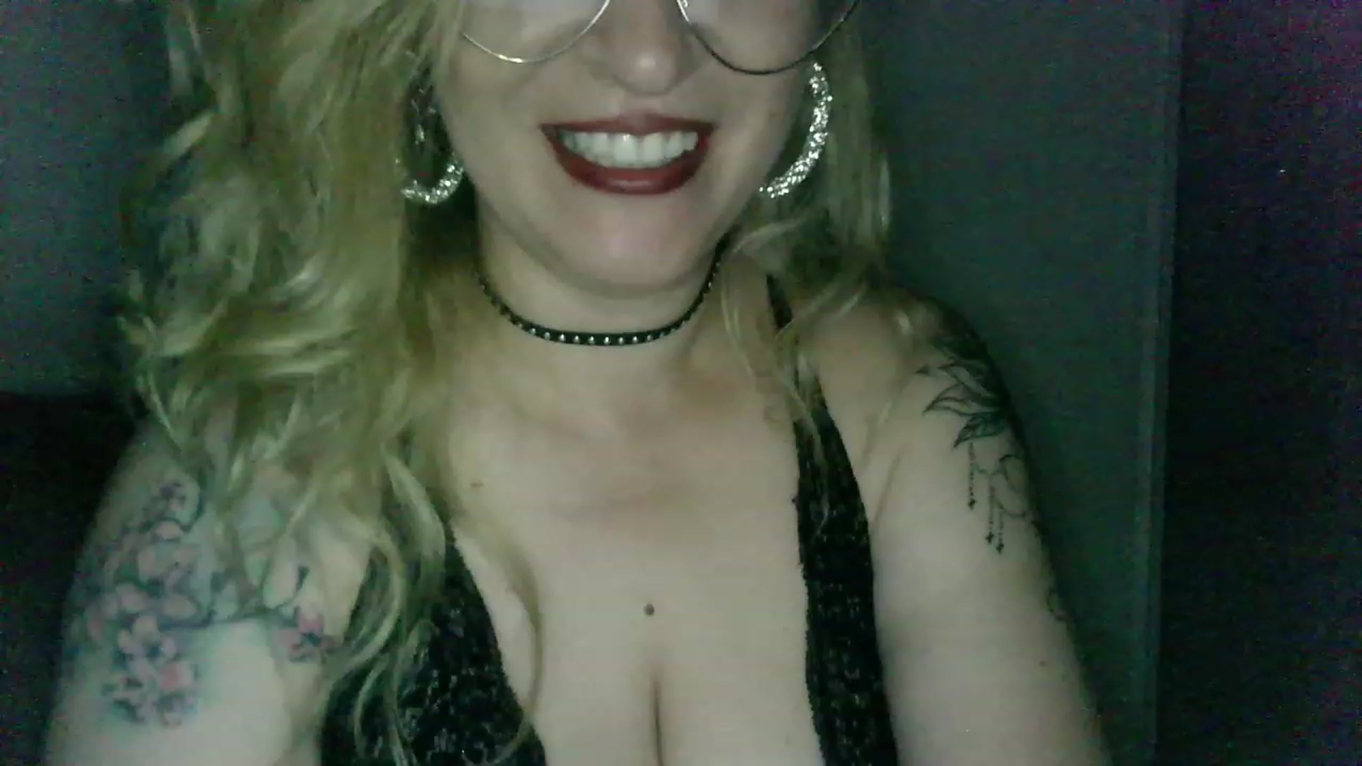 Gallery image thumbnail from ScorpioV's myfreecams stream on, 06/04/2023, 22:45 image 19 of 20