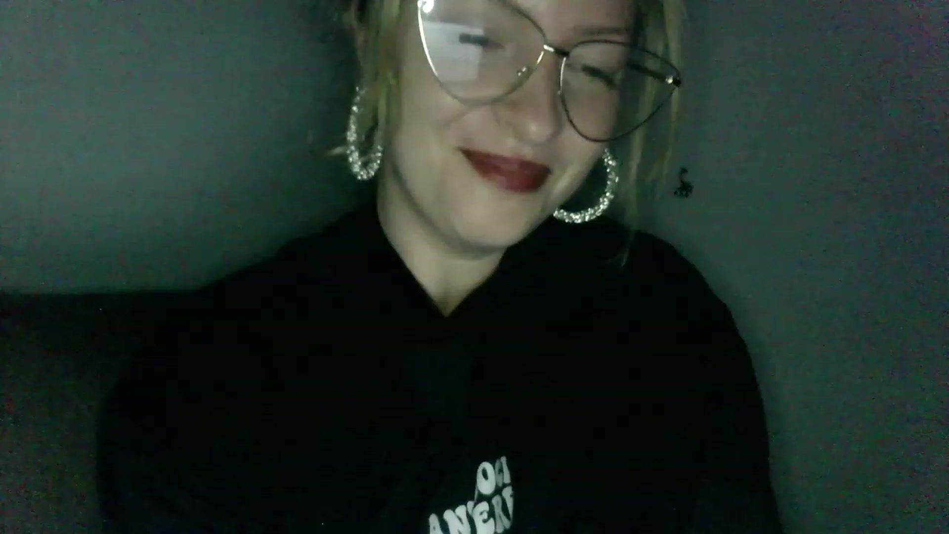 Gallery image thumbnail from ScorpioV's myfreecams stream on, 06/08/2023, 21:55 image 13 of 20