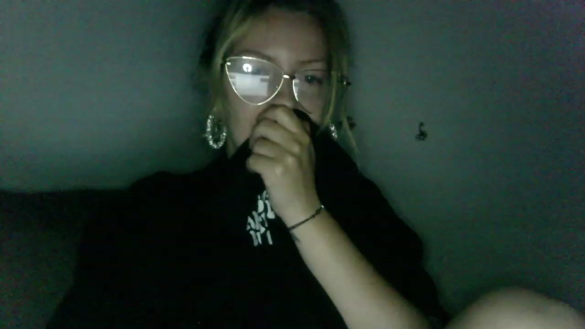 Gallery image thumbnail from ScorpioV's myfreecams stream on, 06/08/2023, 21:55 image 16 of 20