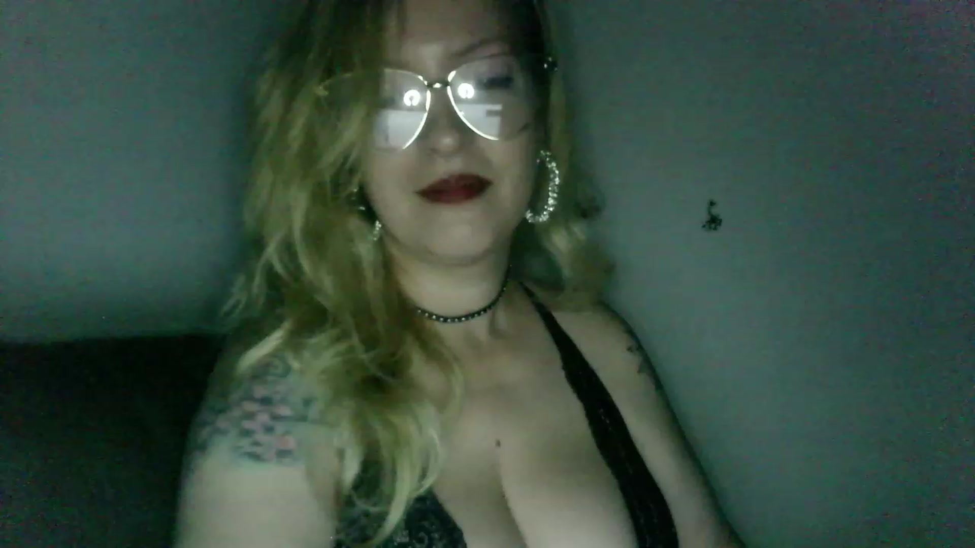 Gallery image thumbnail from ScorpioV's myfreecams stream on, 06/14/2023, 22:24 image 3 of 20