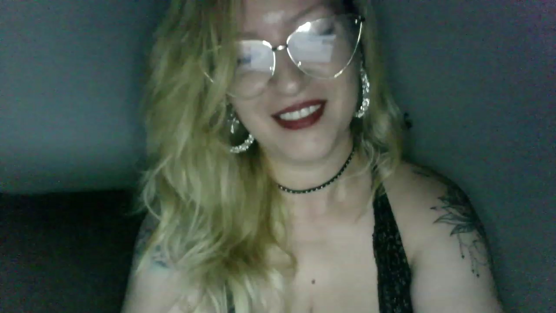 Gallery image thumbnail from ScorpioV's myfreecams stream on, 06/14/2023, 22:24 image 14 of 20