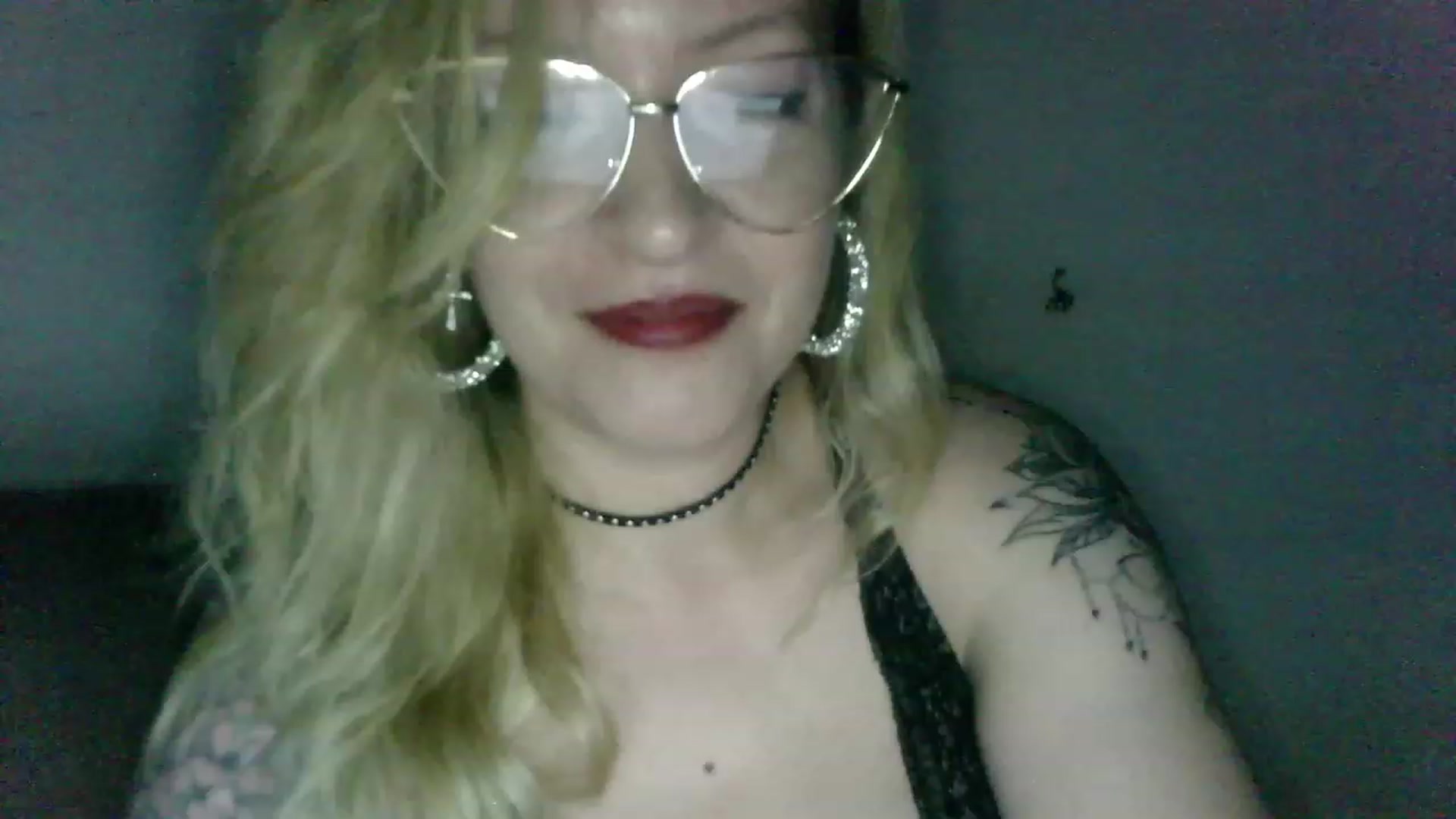 Gallery image thumbnail from ScorpioV's myfreecams stream on, 06/14/2023, 22:24 image 8 of 20