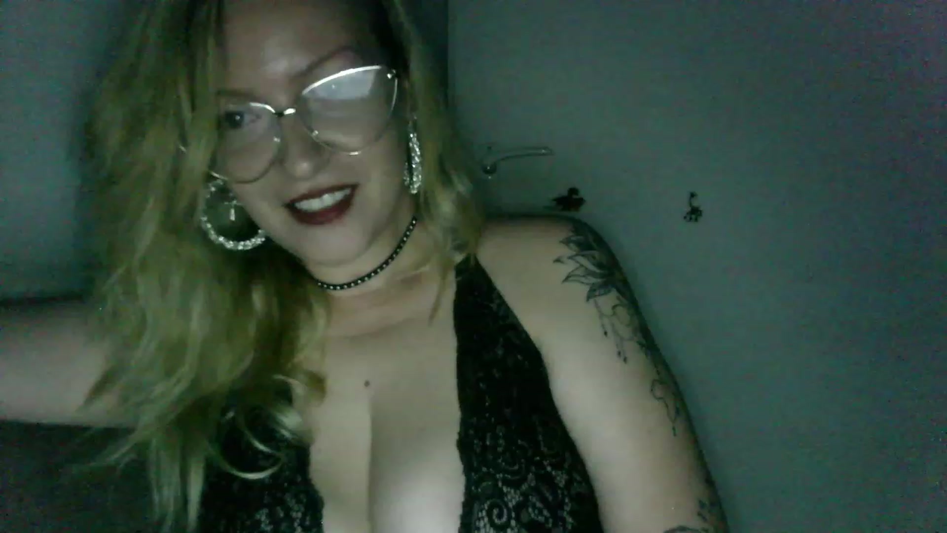 Gallery image thumbnail from ScorpioV's myfreecams stream on, 06/14/2023, 22:24 image 20 of 20