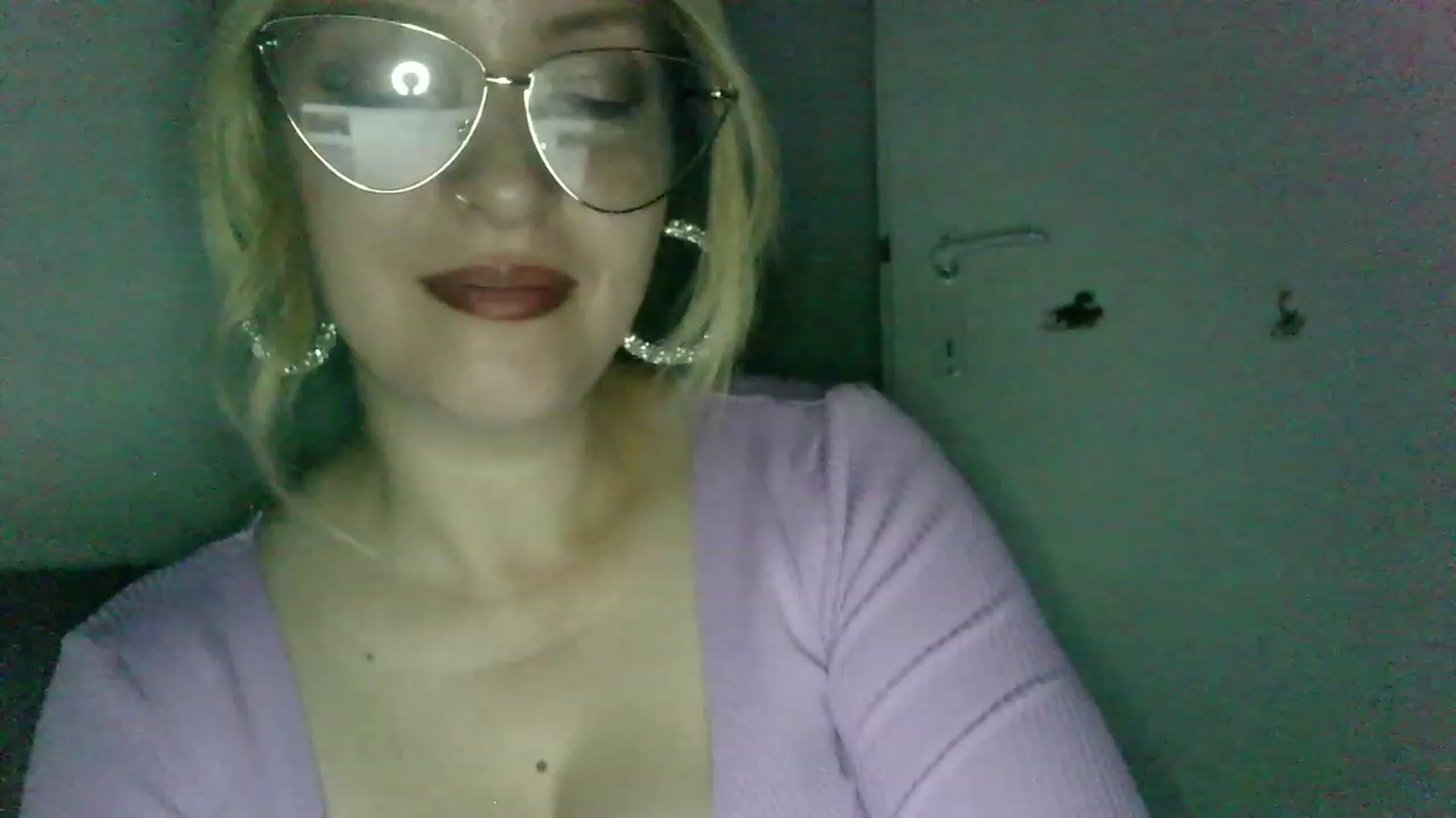 Gallery image thumbnail from ScorpioV's myfreecams stream on, 06/30/2023, 22:53 image 16 of 20