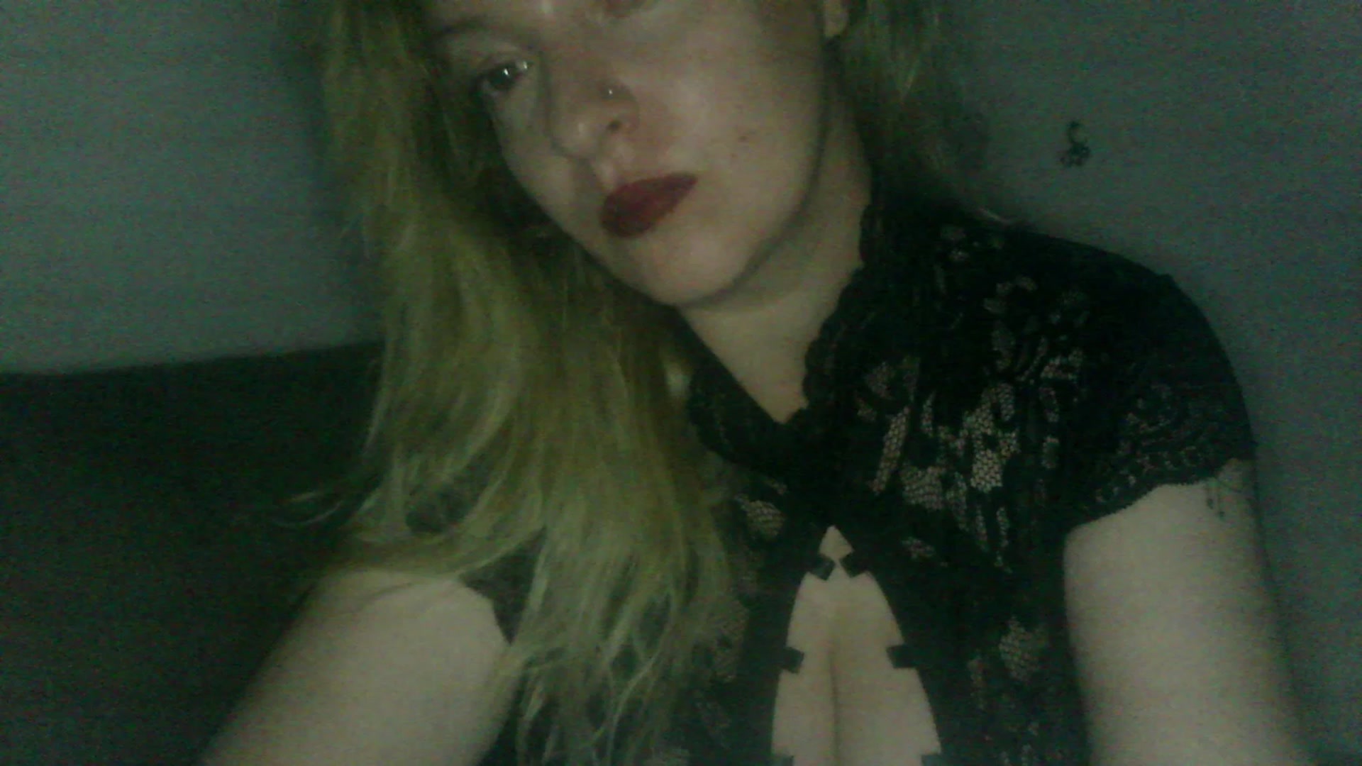 Gallery image thumbnail from ScorpioV's myfreecams stream on, 07/04/2023, 22:12 image 15 of 20