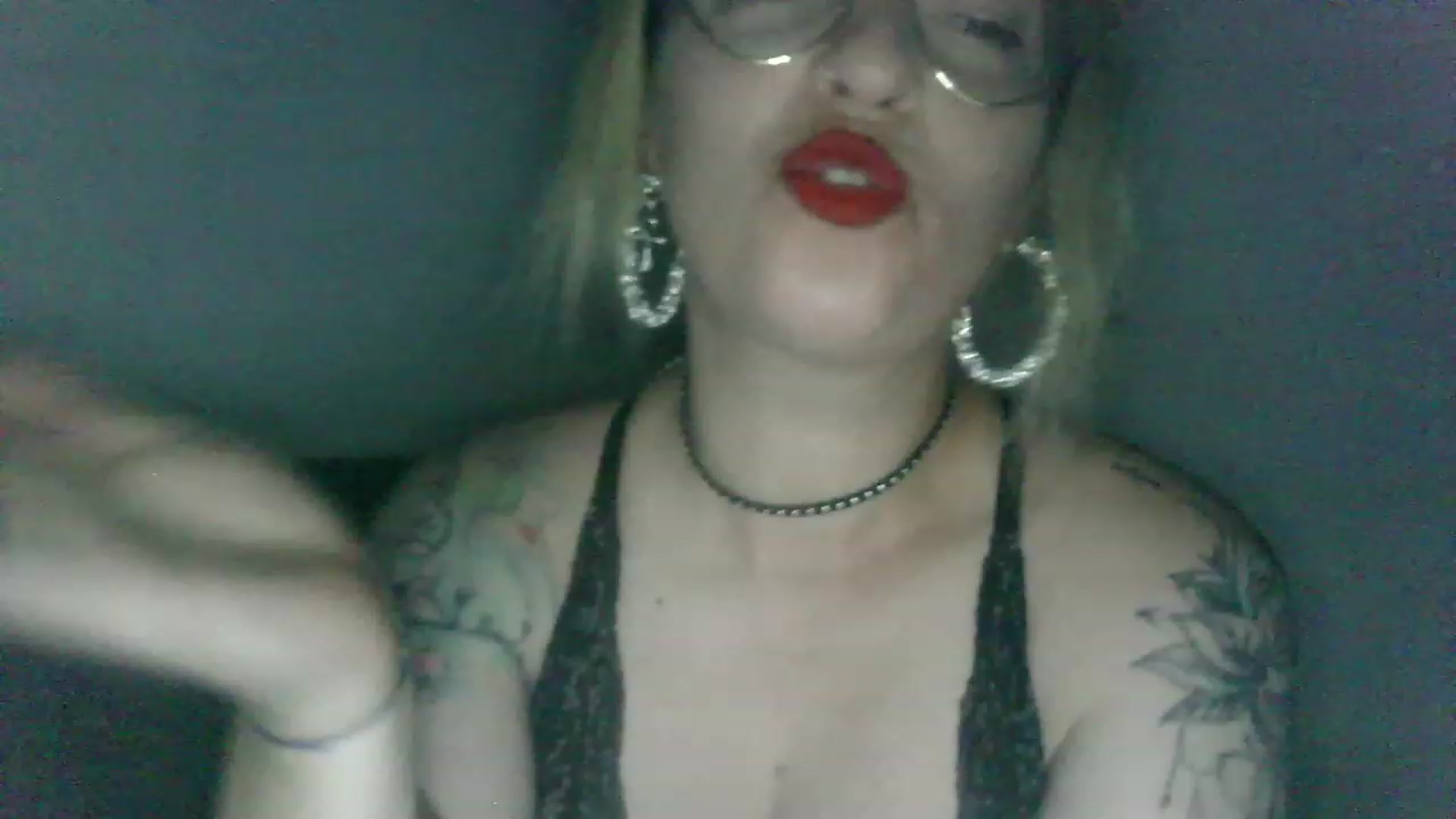 Gallery image thumbnail from ScorpioV's myfreecams stream on, 07/09/2023, 23:16 image 14 of 20