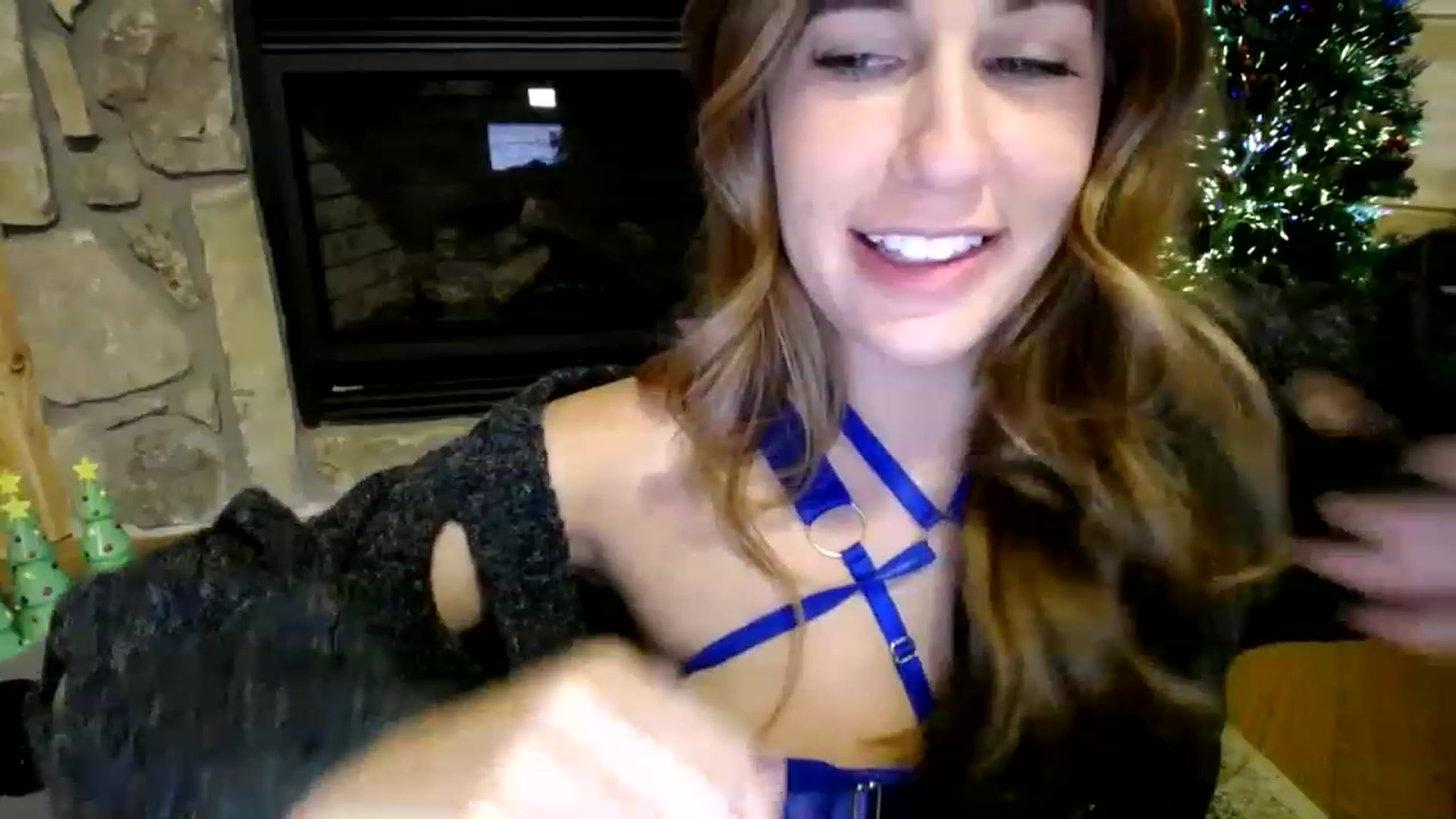 Gallery image thumbnail from Scout's myfreecams stream on, 12/04/2022, 06:47 image 5 of 20