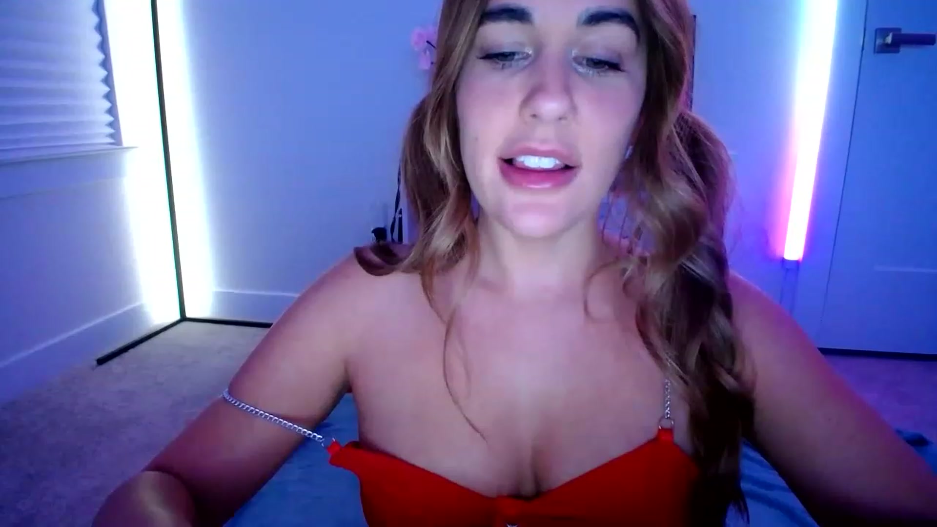 Gallery image thumbnail from Scout's myfreecams stream on, 12/11/2022, 05:08 image 16 of 20