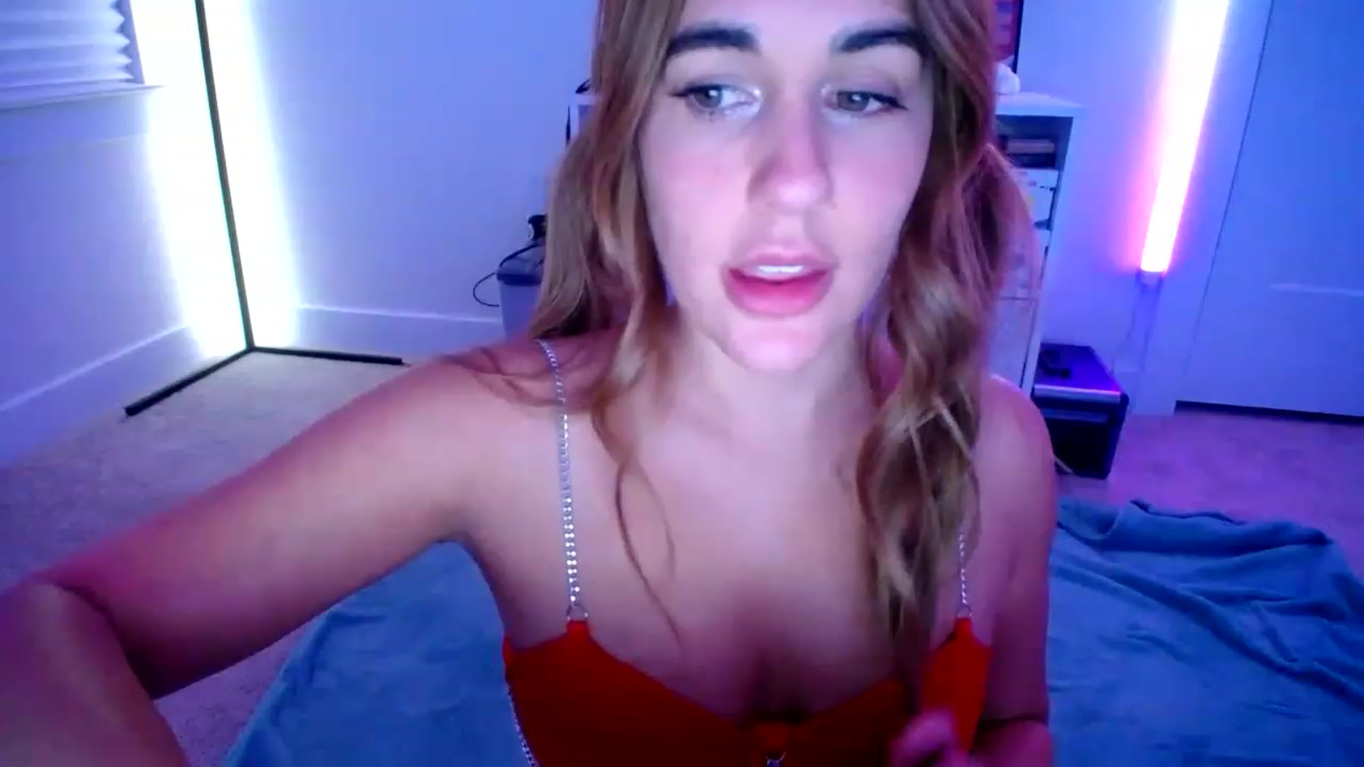 Gallery image thumbnail from Scout's myfreecams stream on, 12/11/2022, 06:29 image 13 of 20