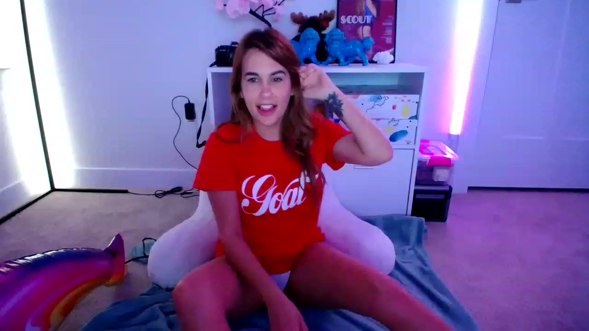 Gallery image thumbnail from Scout's myfreecams stream on, 01/03/2023, 05:05 image 3 of 20