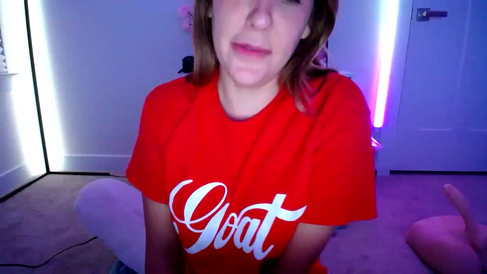 Gallery image thumbnail from Scout's myfreecams stream on, 01/03/2023, 05:05 image 15 of 20