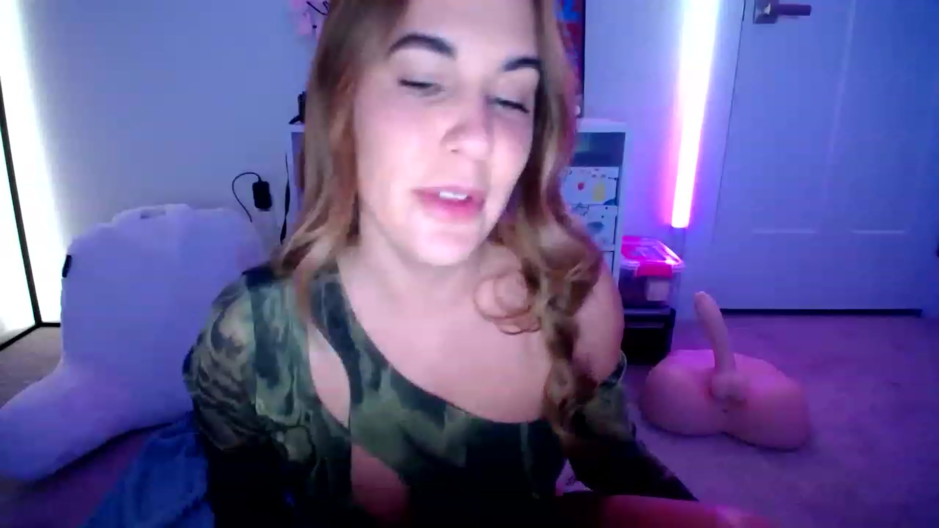 Gallery image thumbnail from Scout's myfreecams stream on, 01/09/2023, 05:53 image 2 of 20