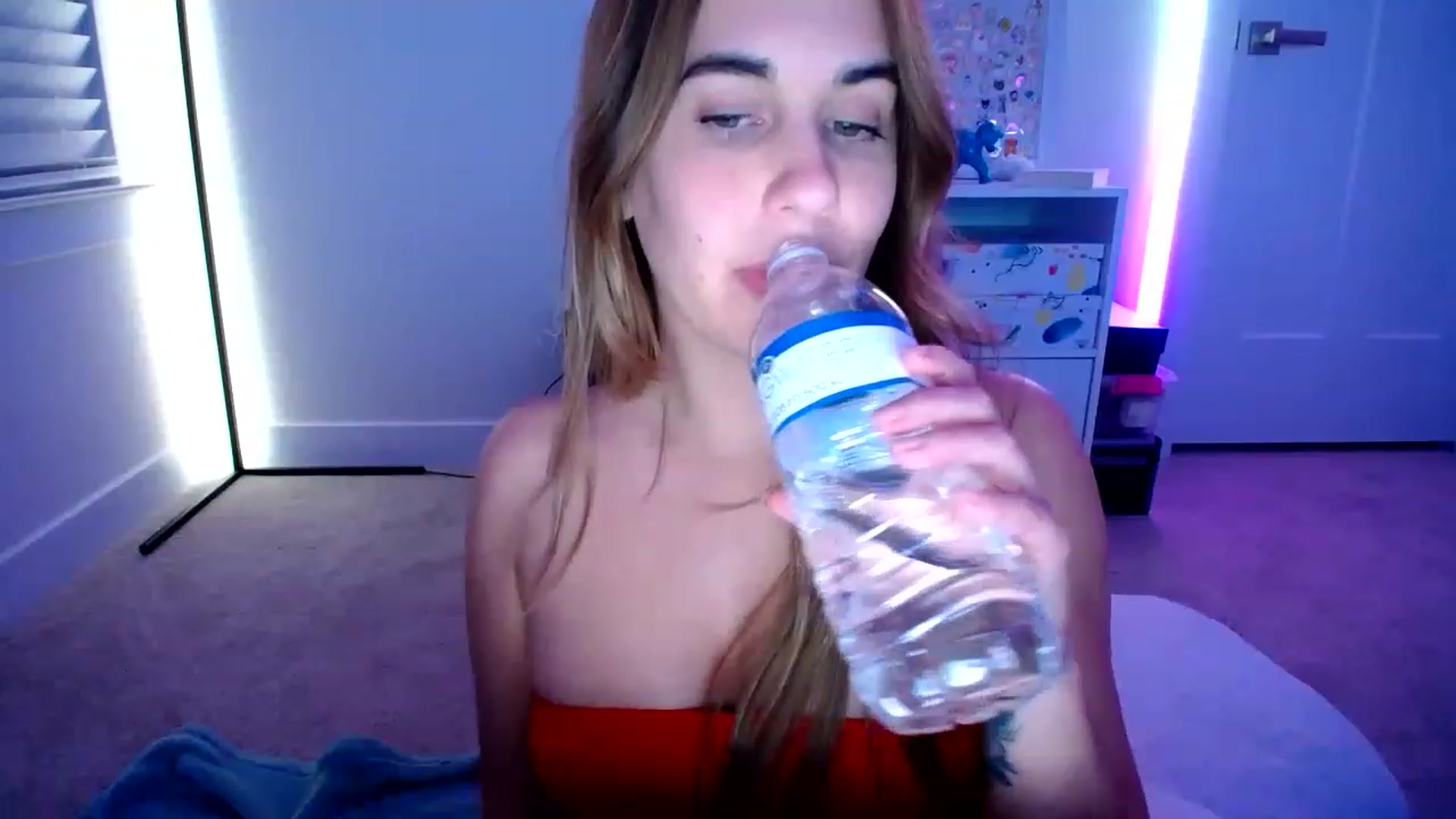 Gallery image thumbnail from Scout's myfreecams stream on, 02/02/2023, 07:07 image 11 of 20