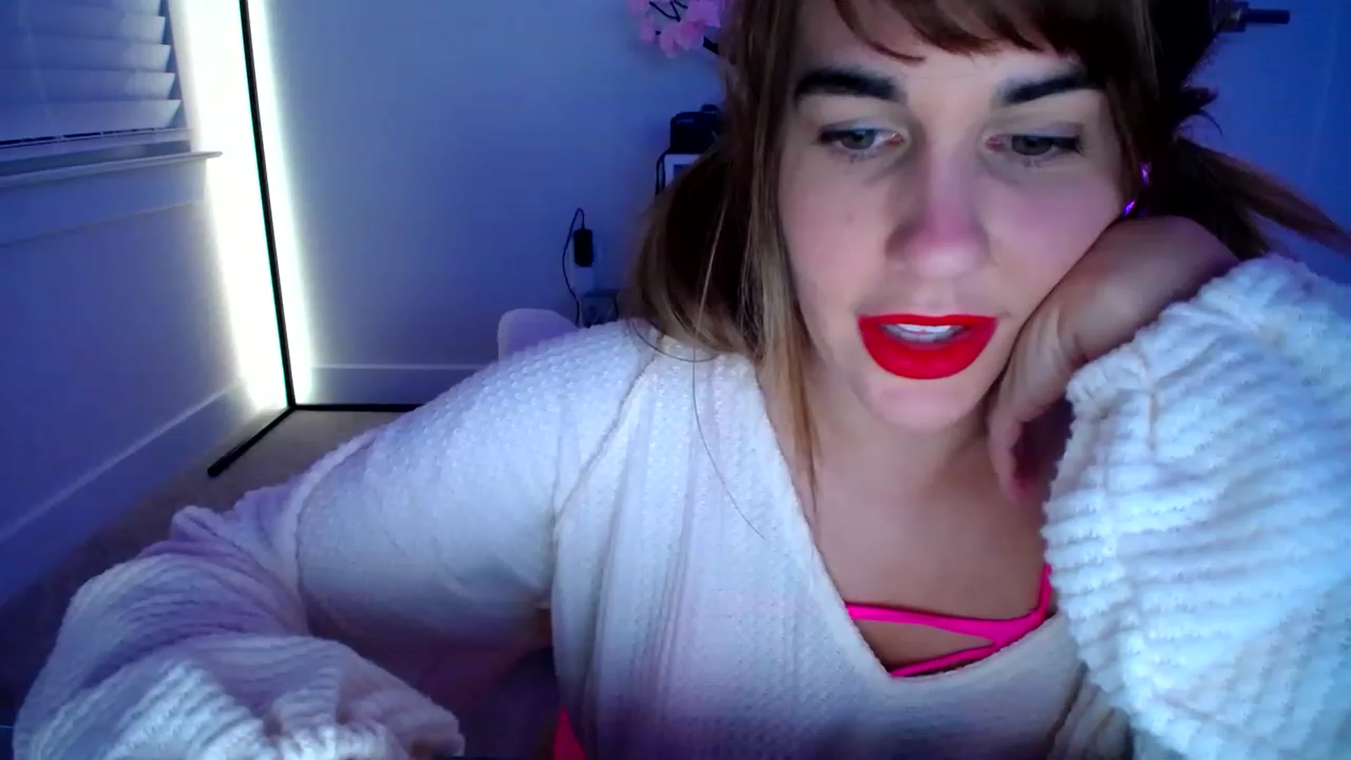 Gallery image thumbnail from Scout's myfreecams stream on, 02/05/2023, 05:45 image 12 of 20
