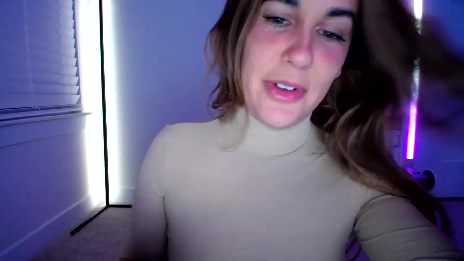 Gallery image thumbnail from Scout's myfreecams stream on, 03/18/2023, 03:05 image 5 of 20