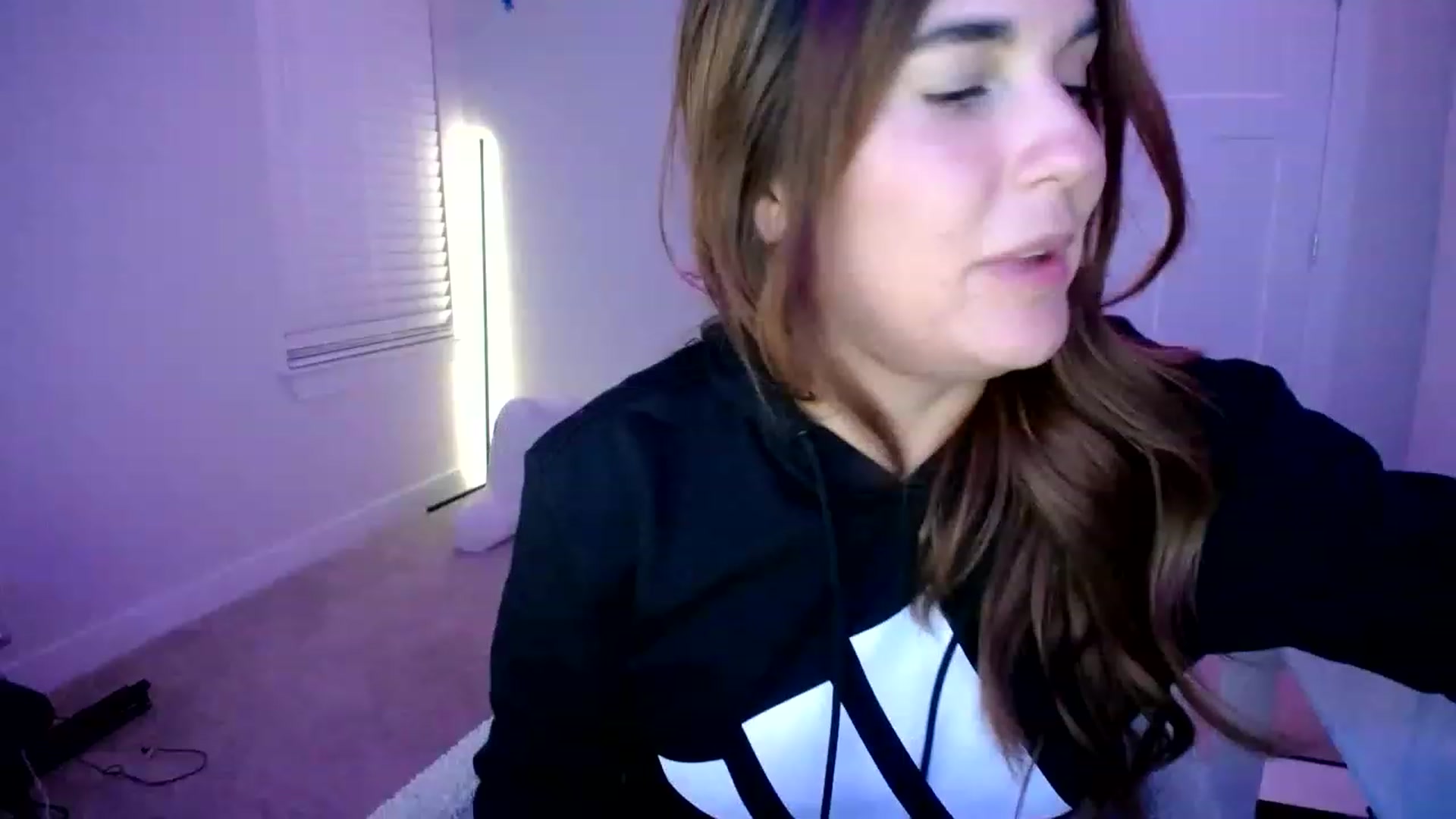 Gallery image thumbnail from Scout's myfreecams stream on, 05/16/2023, 05:14 image 14 of 20
