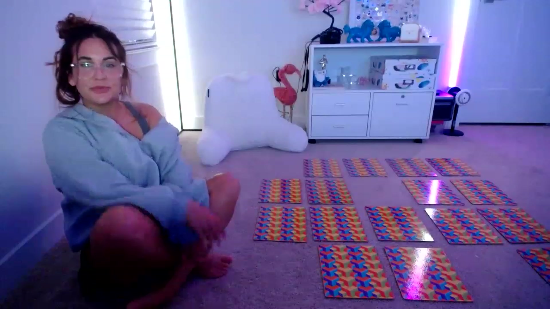 Gallery image thumbnail from Scout's myfreecams stream on, 05/21/2023, 03:42 image 17 of 20