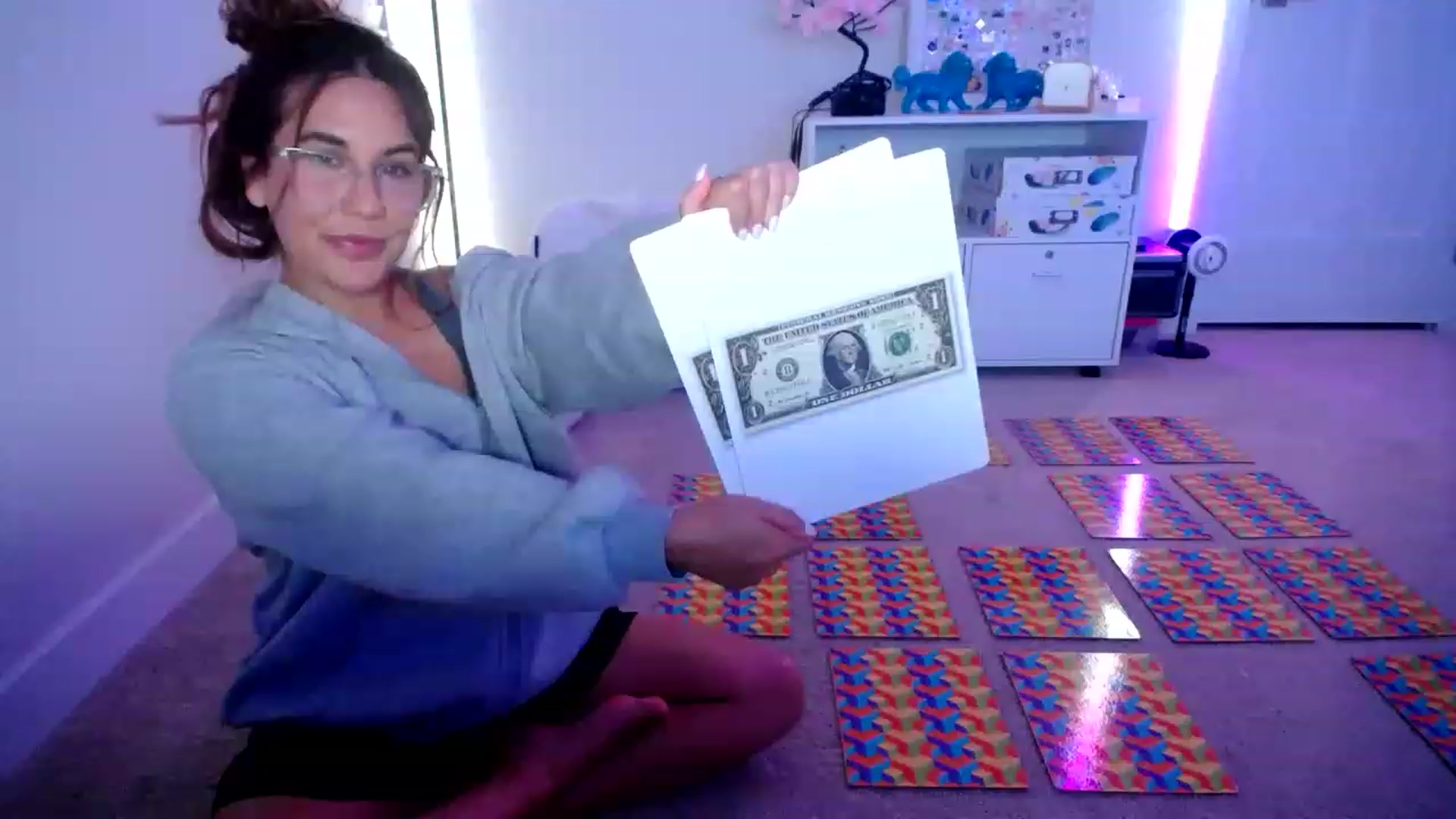 Gallery image thumbnail from Scout's myfreecams stream on, 05/21/2023, 03:42 image 12 of 20