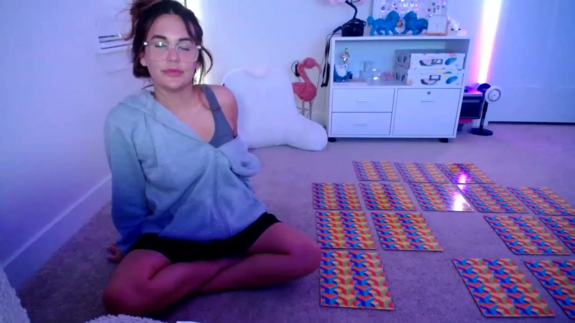 Gallery image thumbnail from Scout's myfreecams stream on, 05/21/2023, 05:42 image 9 of 20