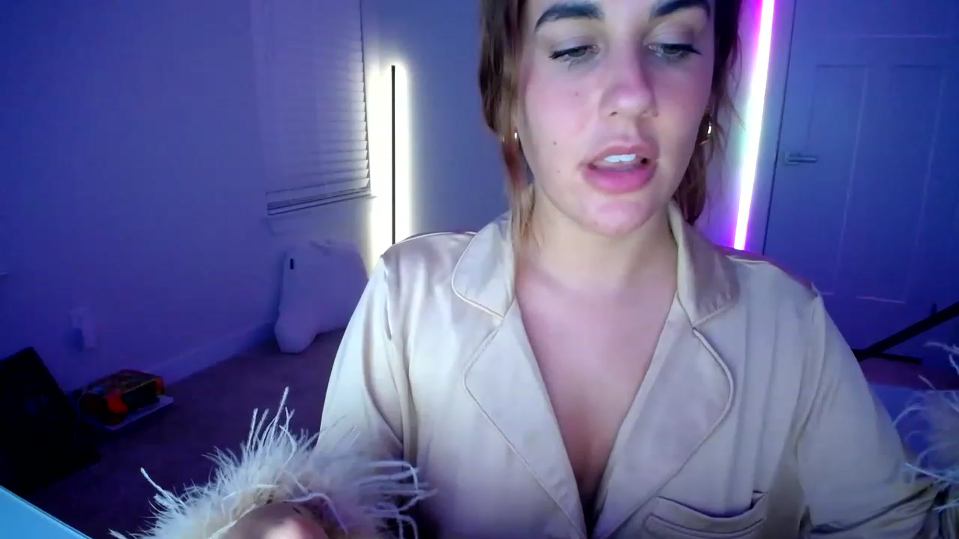 Gallery image thumbnail from Scout's myfreecams stream on, 06/06/2023, 05:28 image 3 of 20