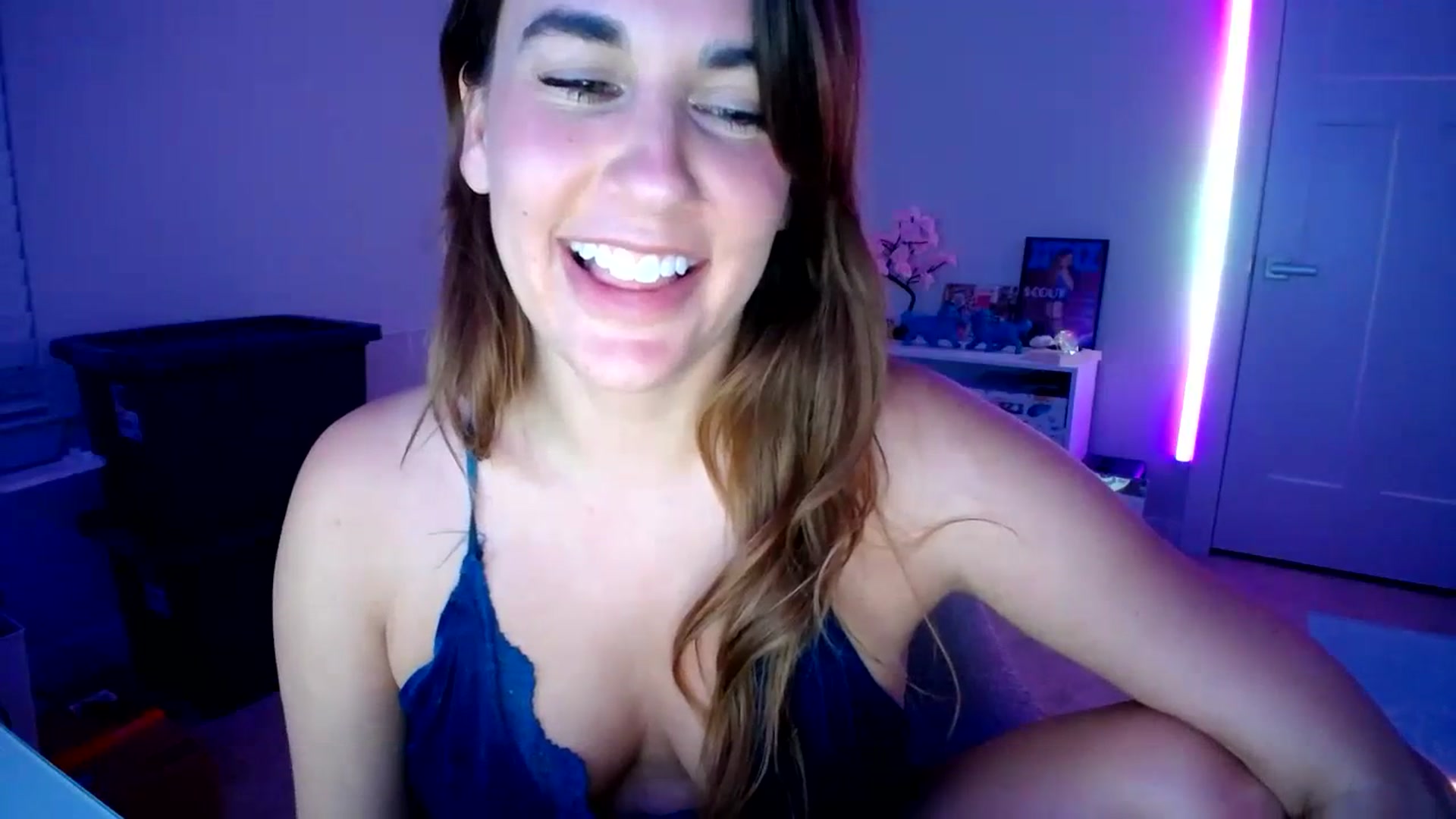 Gallery image thumbnail from Scout's myfreecams stream on, 08/22/2023, 04:51 image 4 of 20