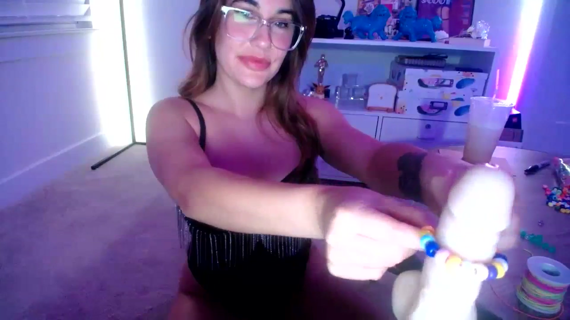 Gallery image thumbnail from Scout's myfreecams stream on, 09/05/2023, 03:24 image 10 of 20