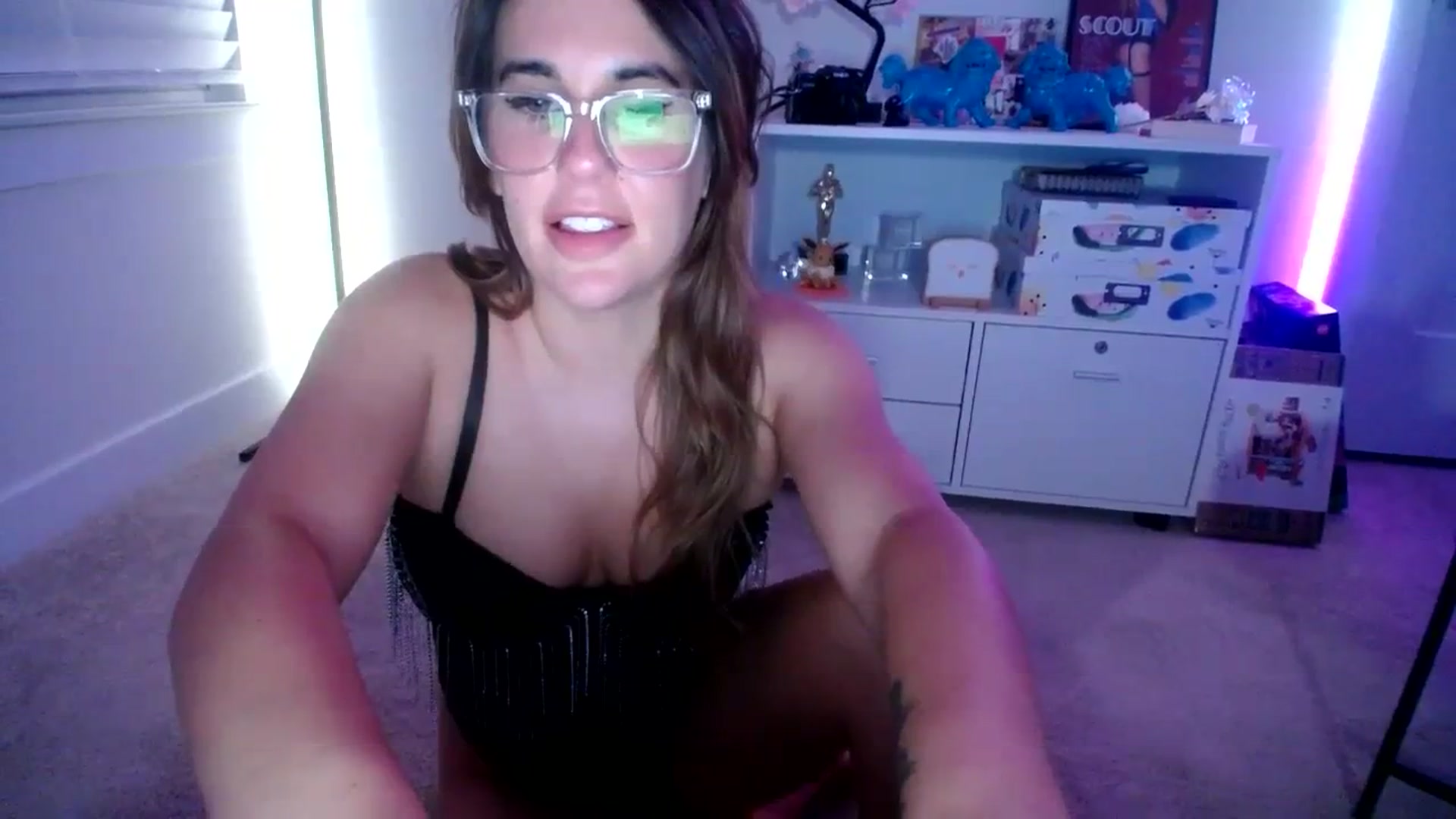 Gallery image thumbnail from Scout's myfreecams stream on, 09/05/2023, 05:59 image 17 of 20