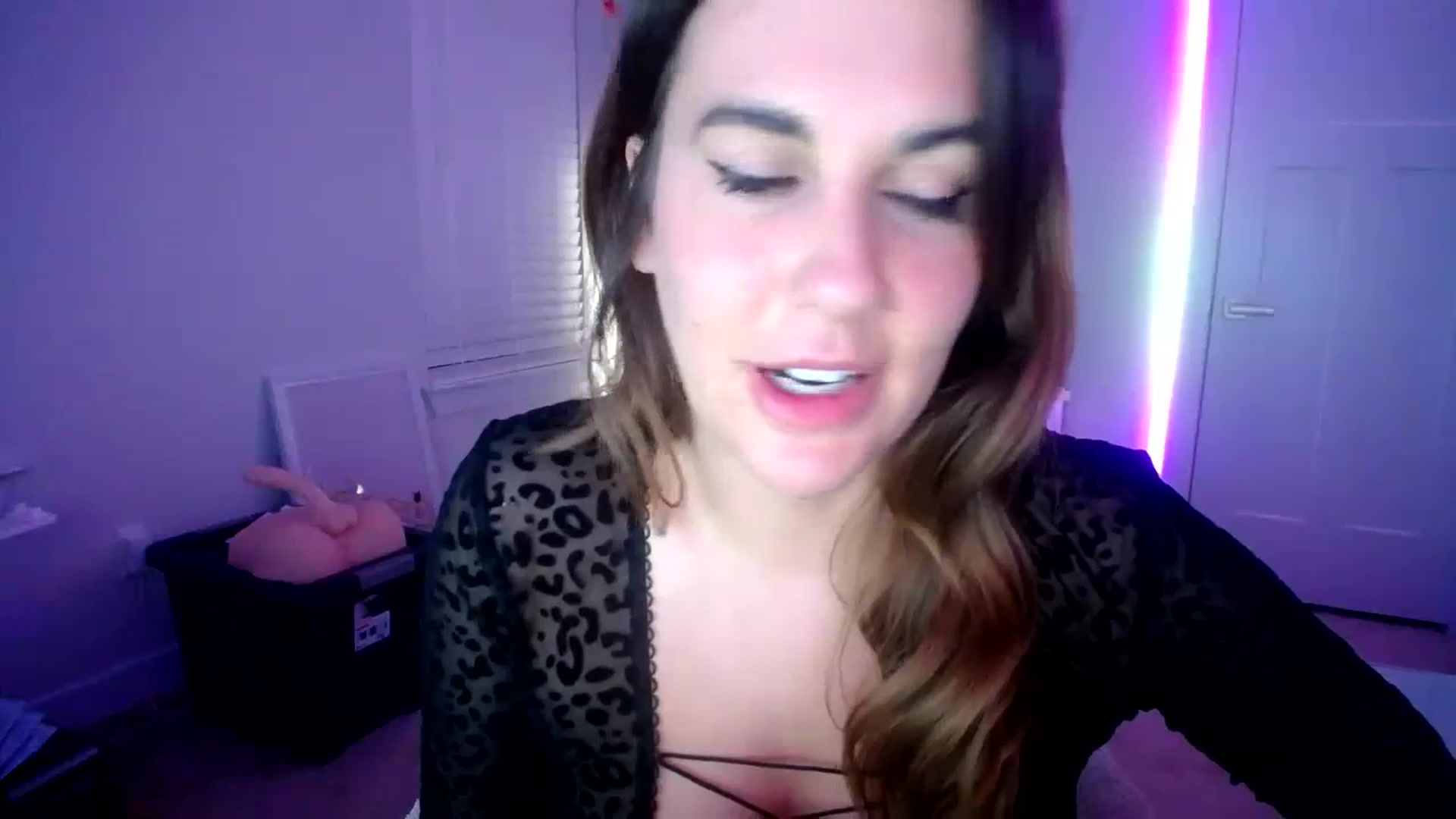 Gallery image thumbnail from Scout's myfreecams stream on, 09/16/2023, 05:36 image 12 of 20