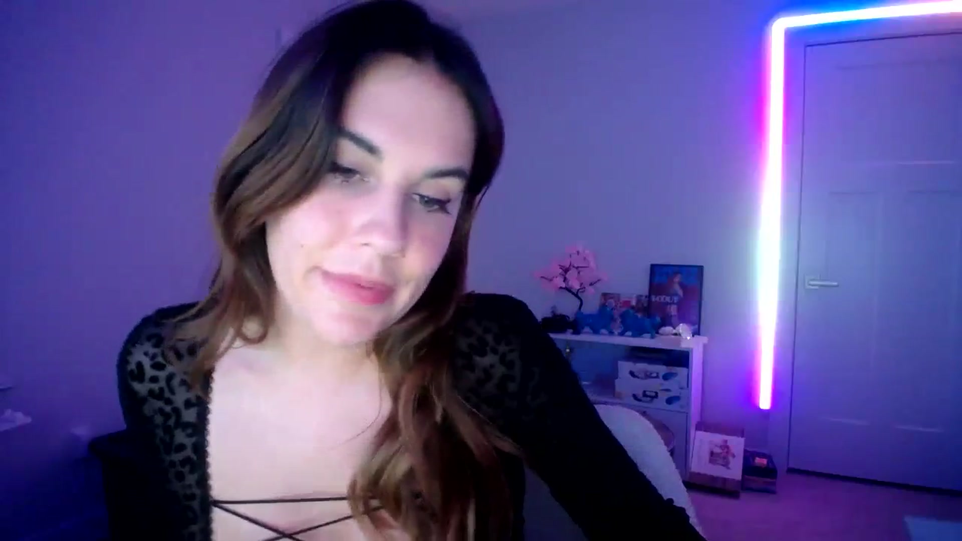 Gallery image thumbnail from Scout's myfreecams stream on, 09/16/2023, 05:36 image 2 of 20