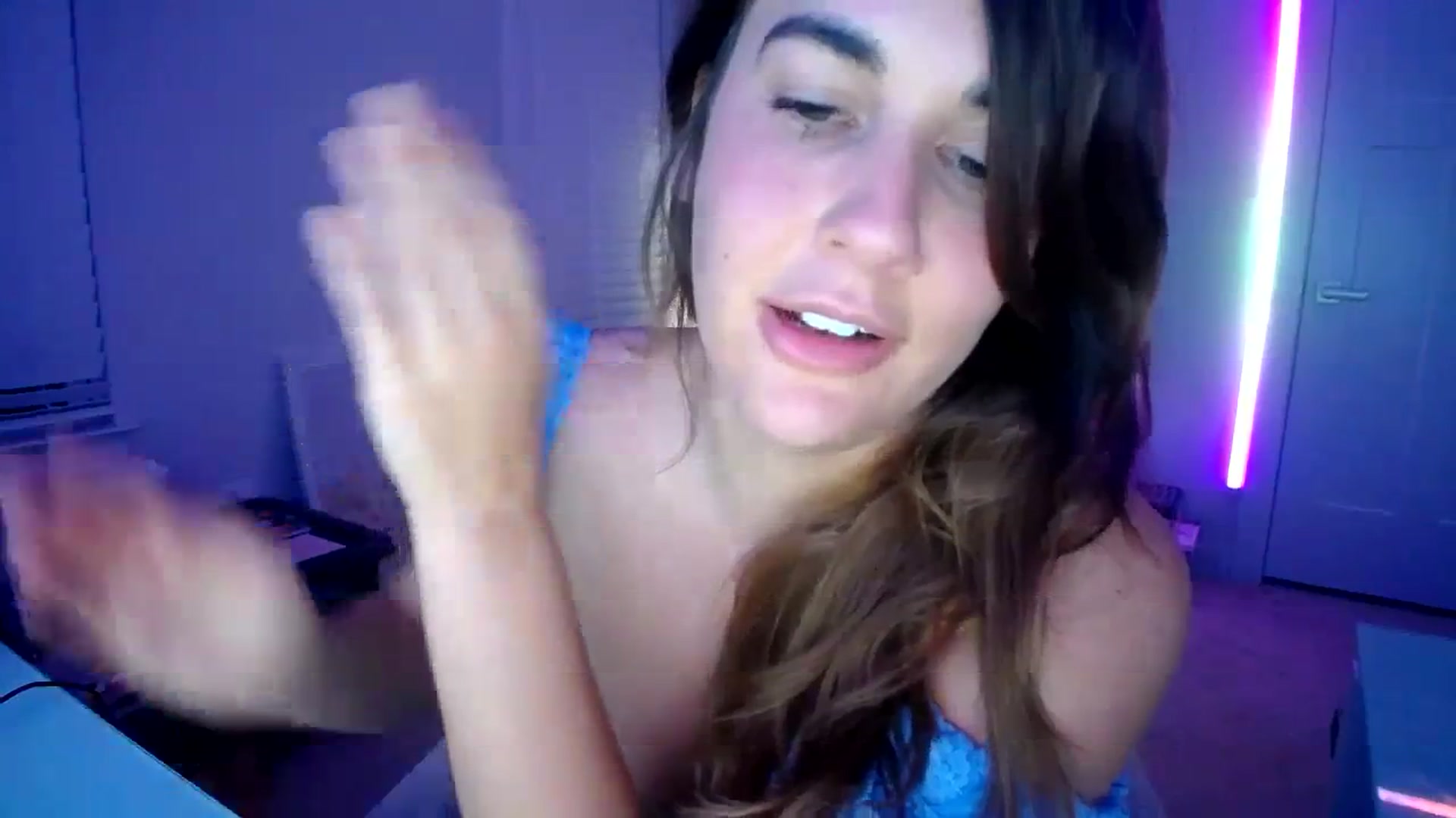 Gallery image thumbnail from Scout's myfreecams stream on, 09/24/2023, 05:39 image 12 of 20