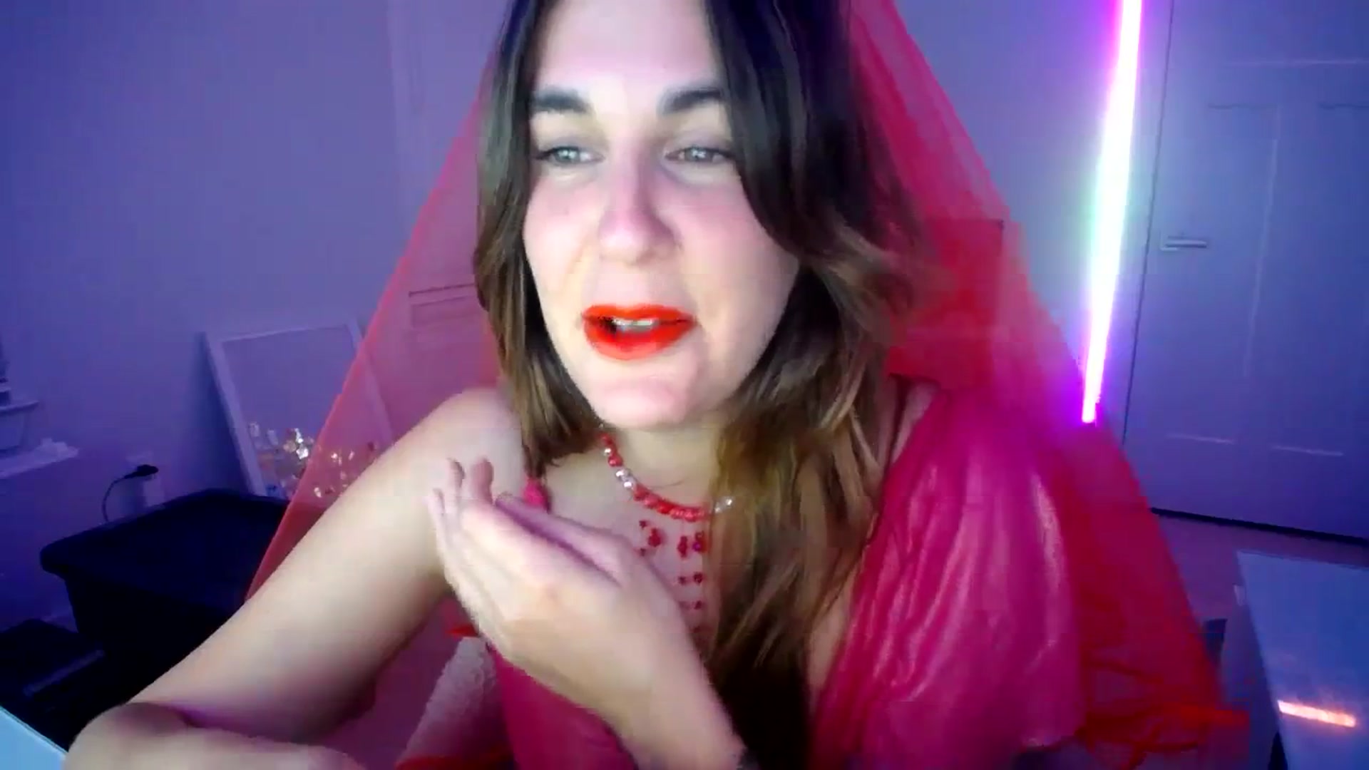 Gallery image thumbnail from Scout's myfreecams stream on, 10/15/2023, 04:17 image 5 of 20