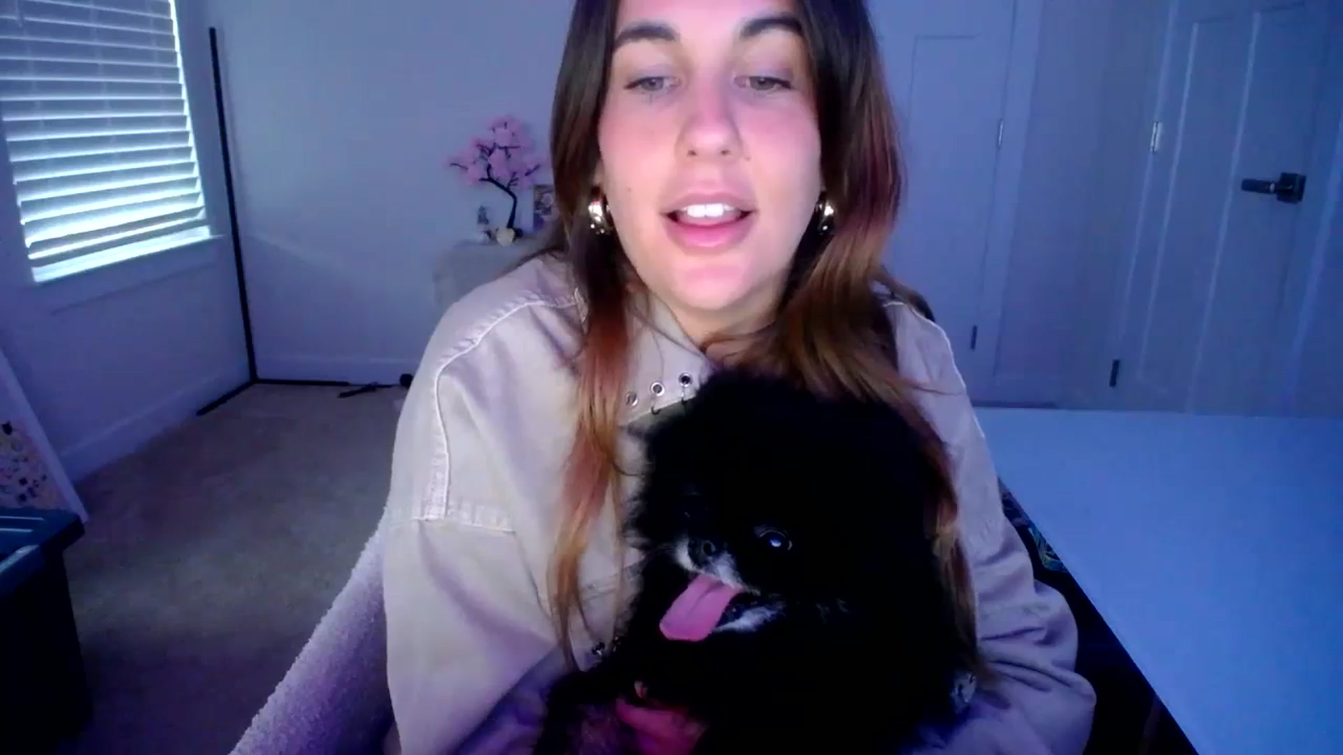 Gallery image thumbnail from Scout's myfreecams stream on, 10/16/2023, 22:40 image 17 of 20
