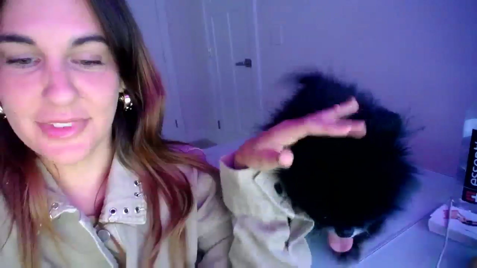 Gallery image thumbnail from Scout's myfreecams stream on, 10/16/2023, 22:40 image 20 of 20