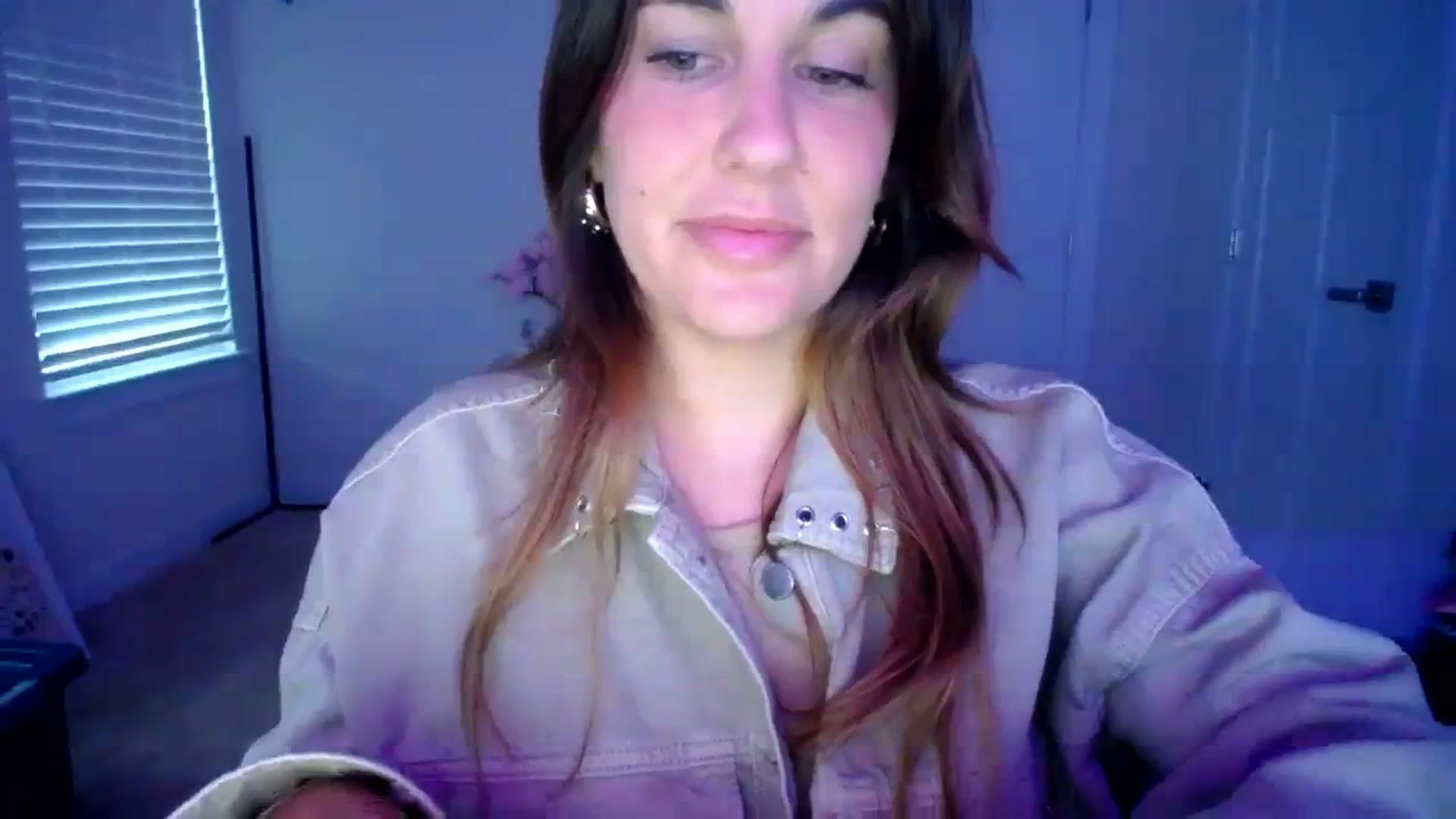 Gallery image thumbnail from Scout's myfreecams stream on, 10/16/2023, 22:40 image 19 of 20