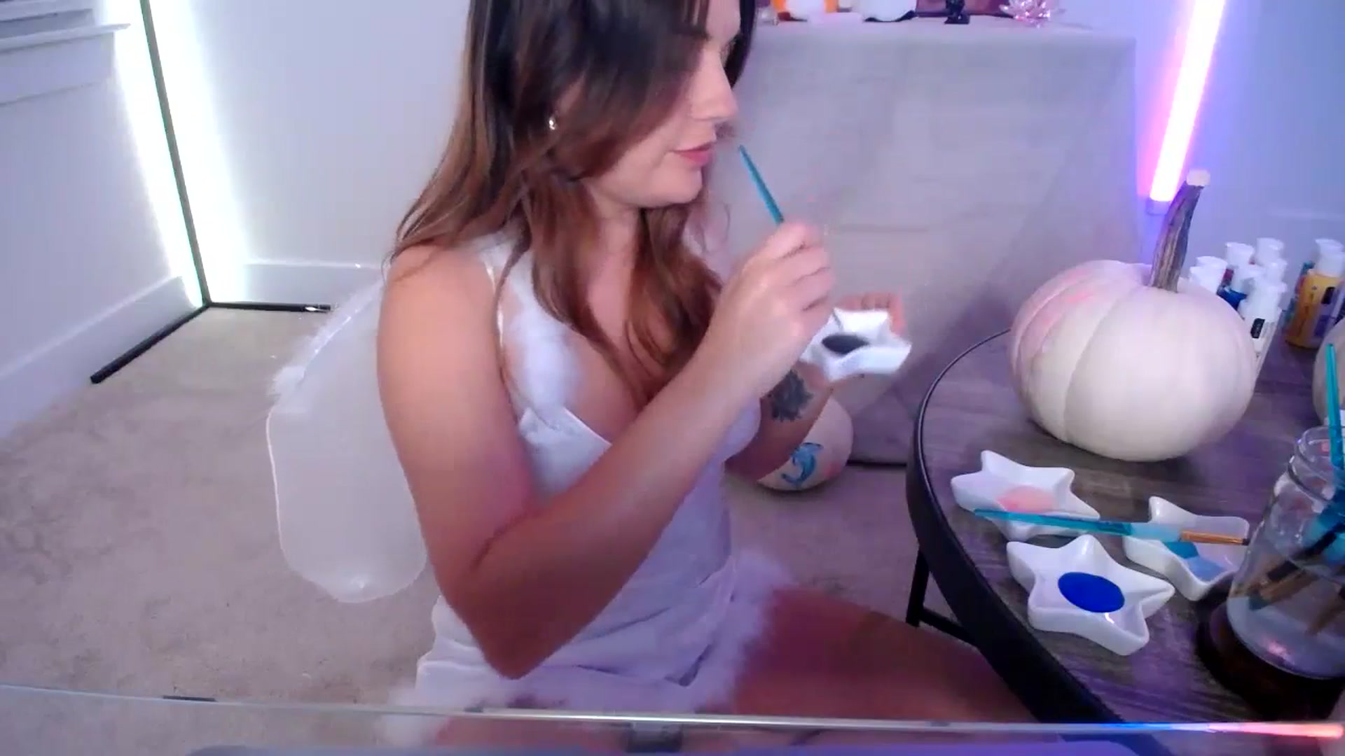 Gallery image thumbnail from Scout's myfreecams stream on, 10/26/2023, 05:26 image 5 of 20