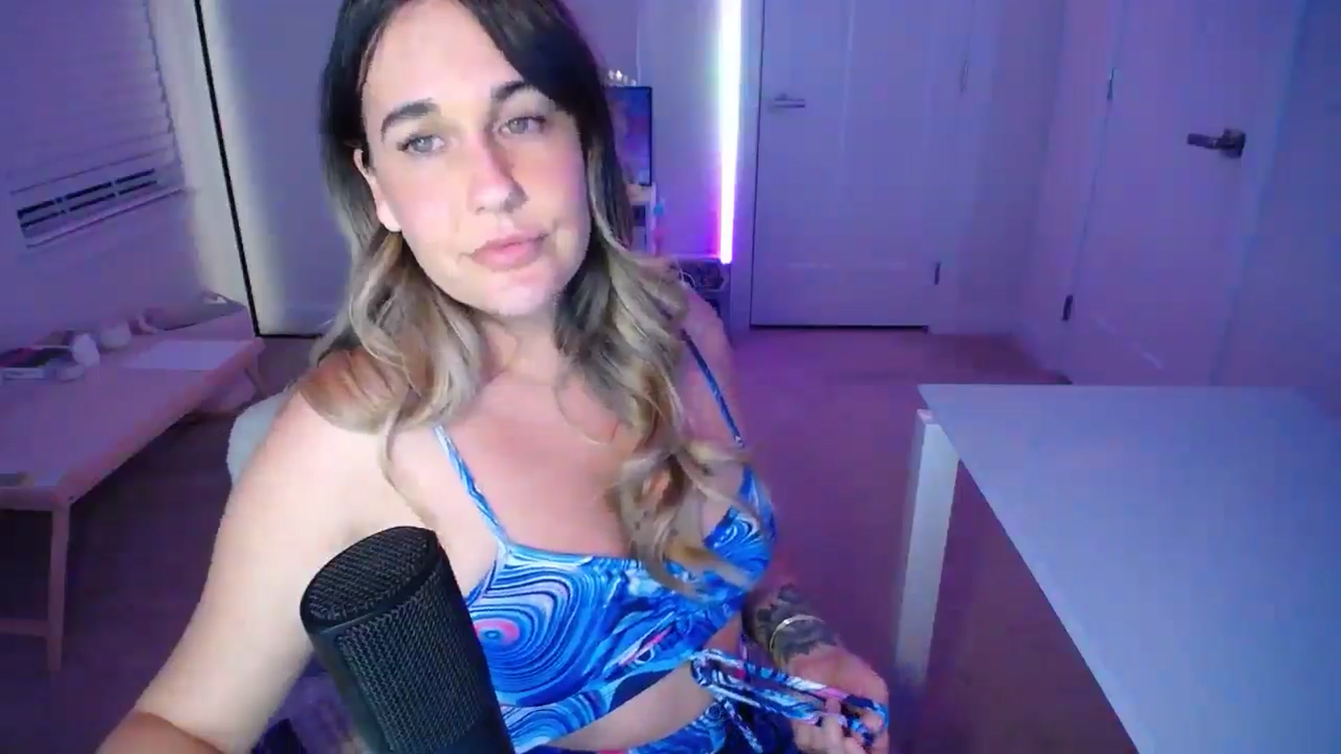 Gallery image thumbnail from Scout's myfreecams stream on, 08/30/2025, 01:42 image 13 of 20