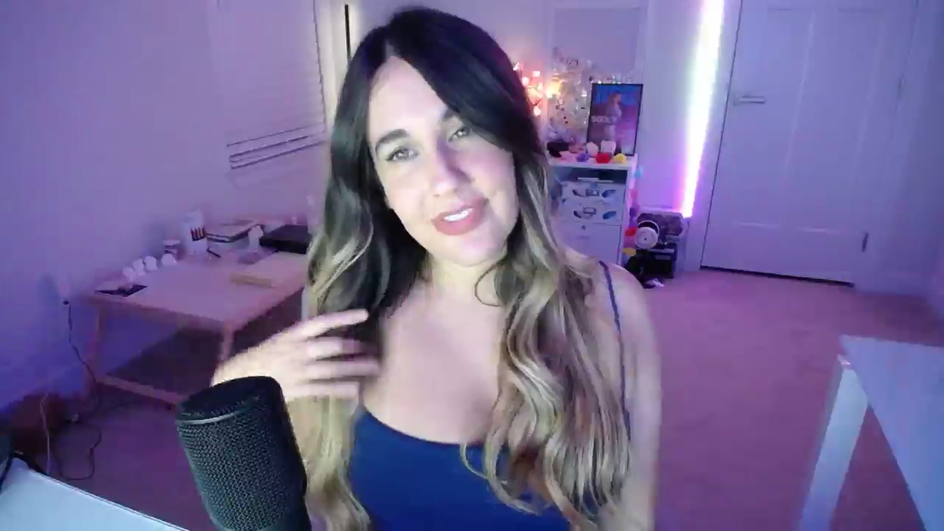 Gallery image thumbnail from Scout's myfreecams stream on, 11/29/2025, 03:15 image 8 of 20