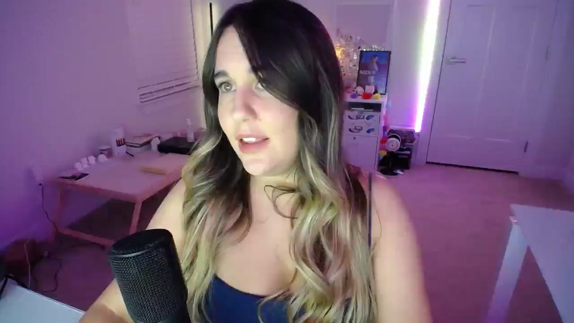 Gallery image thumbnail from Scout's myfreecams stream on, 11/29/2025, 03:15 image 20 of 20