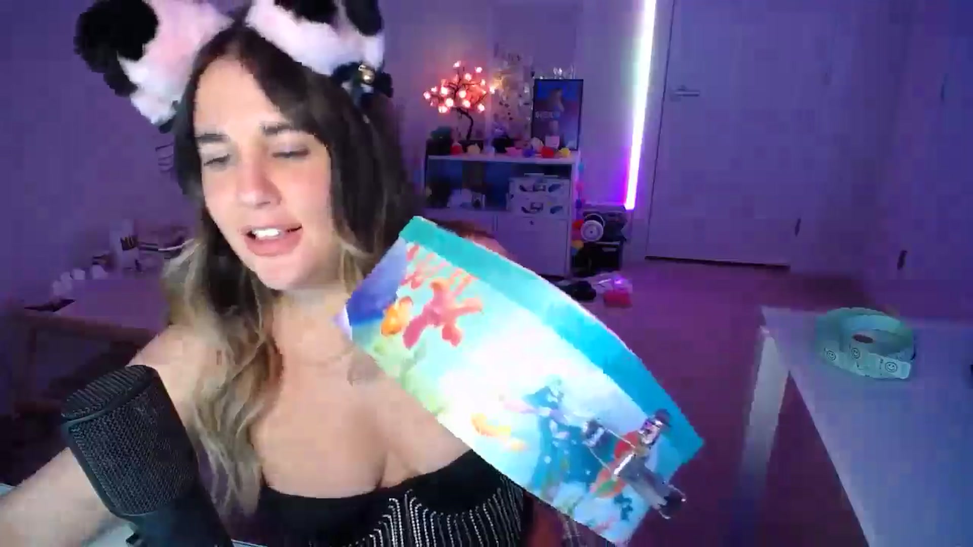 Gallery image thumbnail from Scout's myfreecams stream on, 12/20/2025, 03:52 image 14 of 20