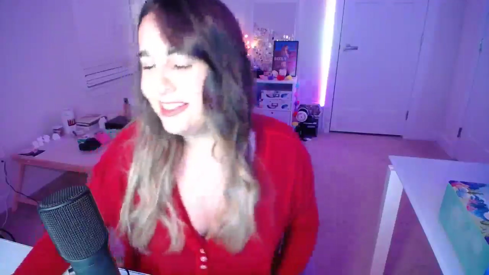 Gallery image thumbnail from Scout's myfreecams stream on, 12/27/2025, 03:51 image 2 of 20