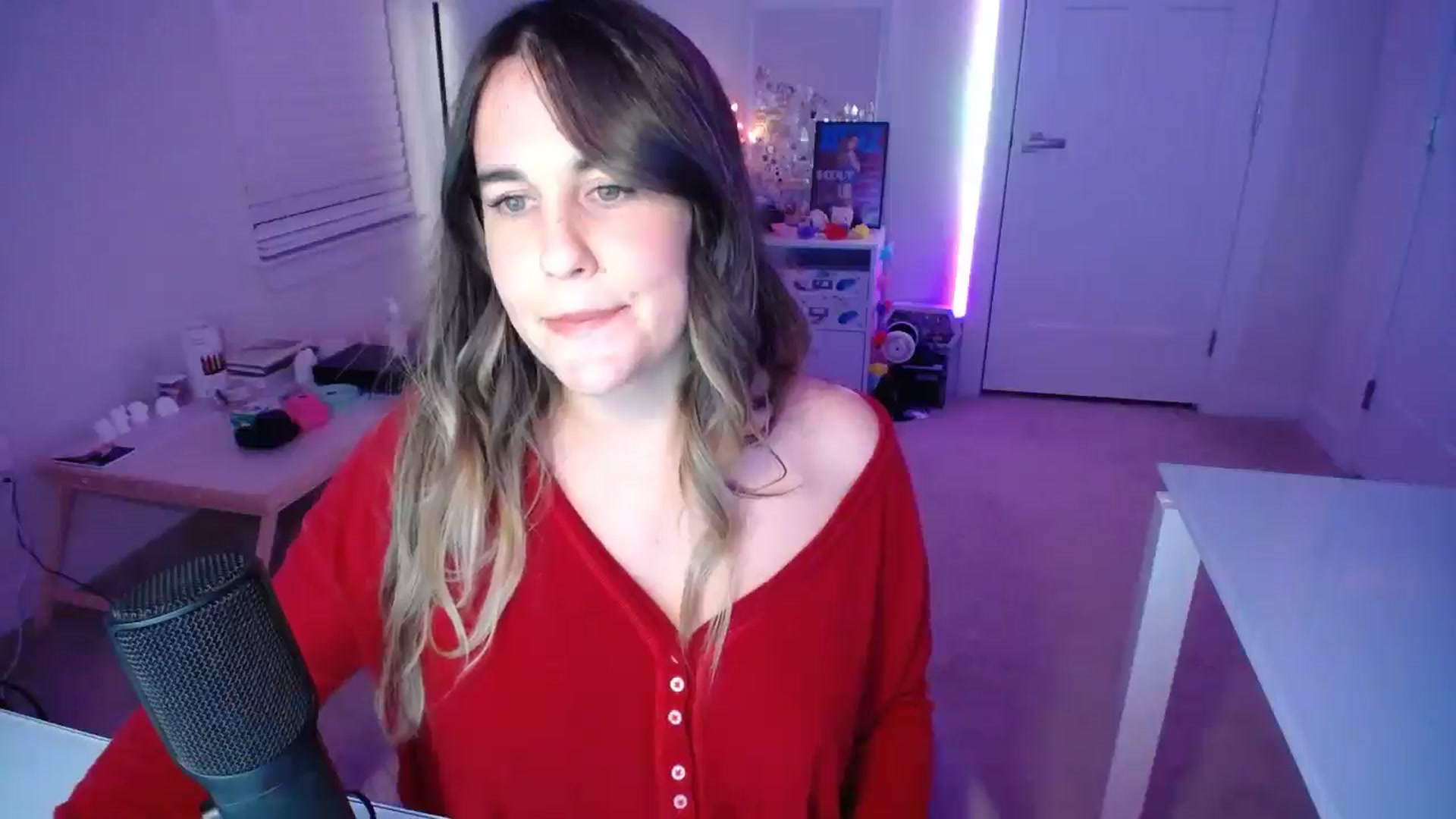 Gallery image thumbnail from Scout's myfreecams stream on, 12/27/2025, 03:51 image 12 of 20