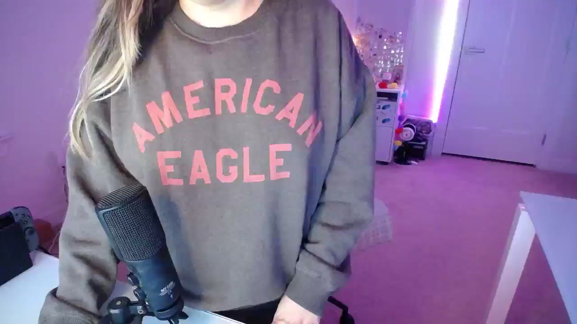 Gallery image thumbnail from Scout's myfreecams stream on, 02/28/2026, 03:08 image 18 of 20
