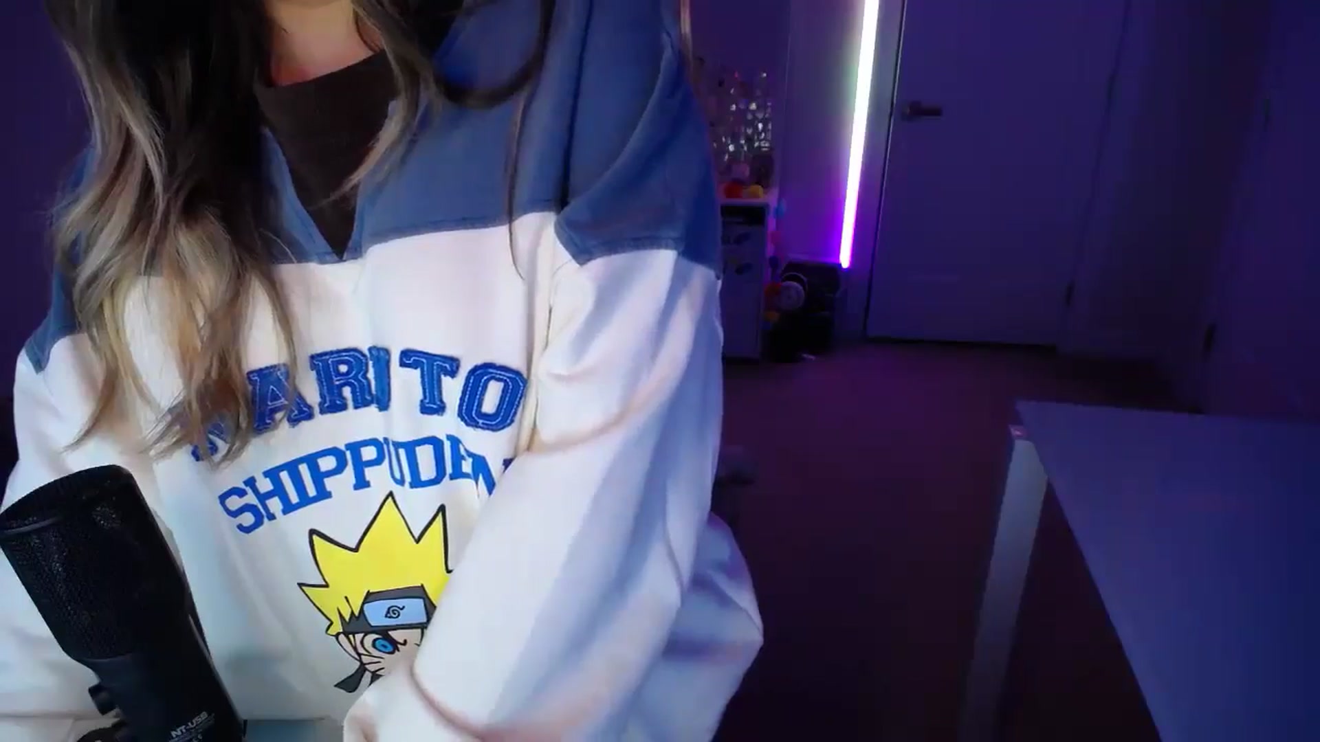 Gallery image thumbnail from Scout's myfreecams stream on, 04/14/2026, 02:57 image 19 of 20