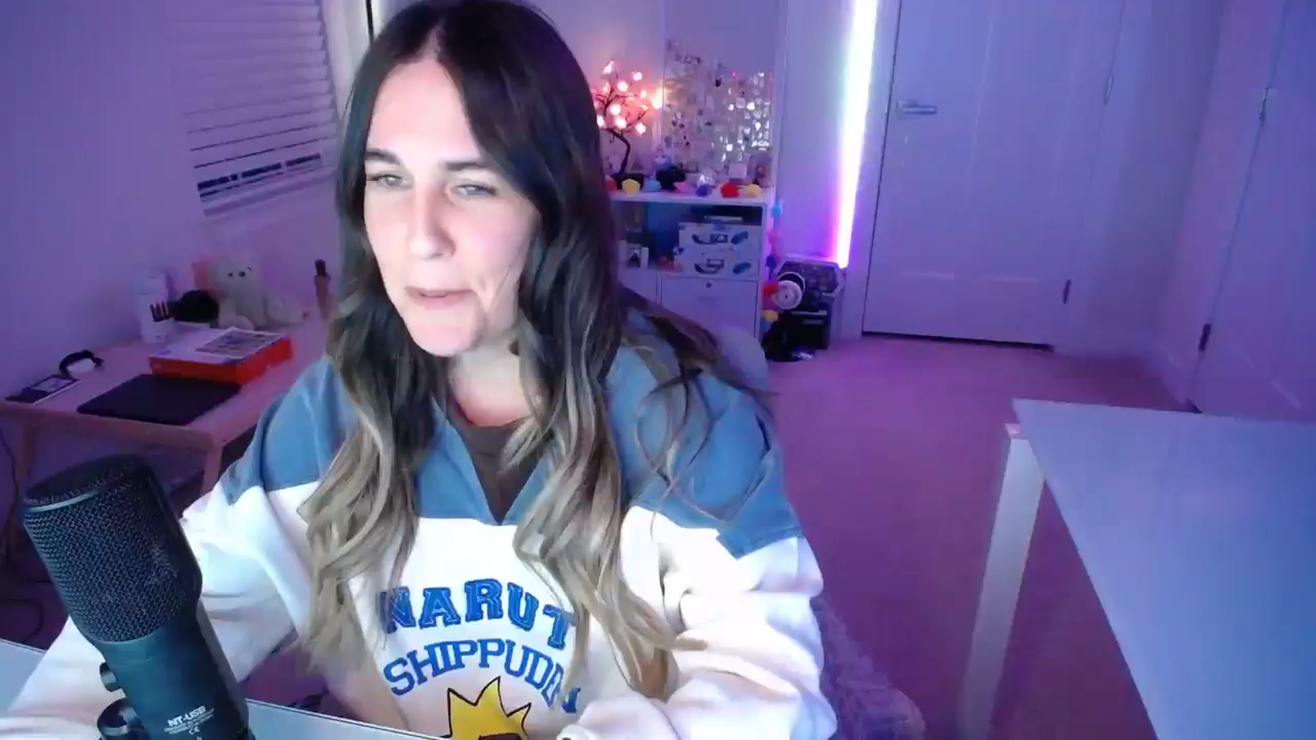 Gallery image thumbnail from Scout's myfreecams stream on, 04/14/2026, 02:57 image 1 of 20