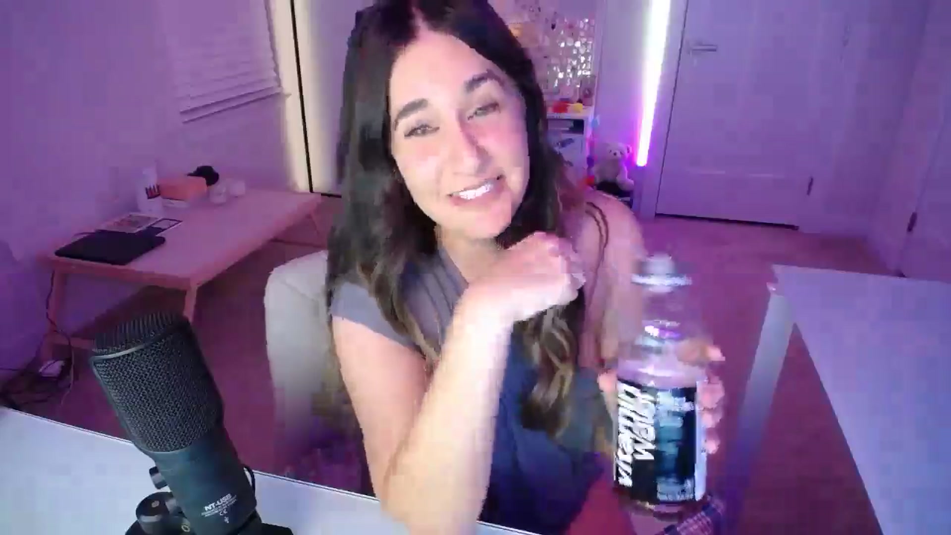 Gallery image thumbnail from Scout's myfreecams stream on, 04/26/2026, 02:34 image 3 of 20
