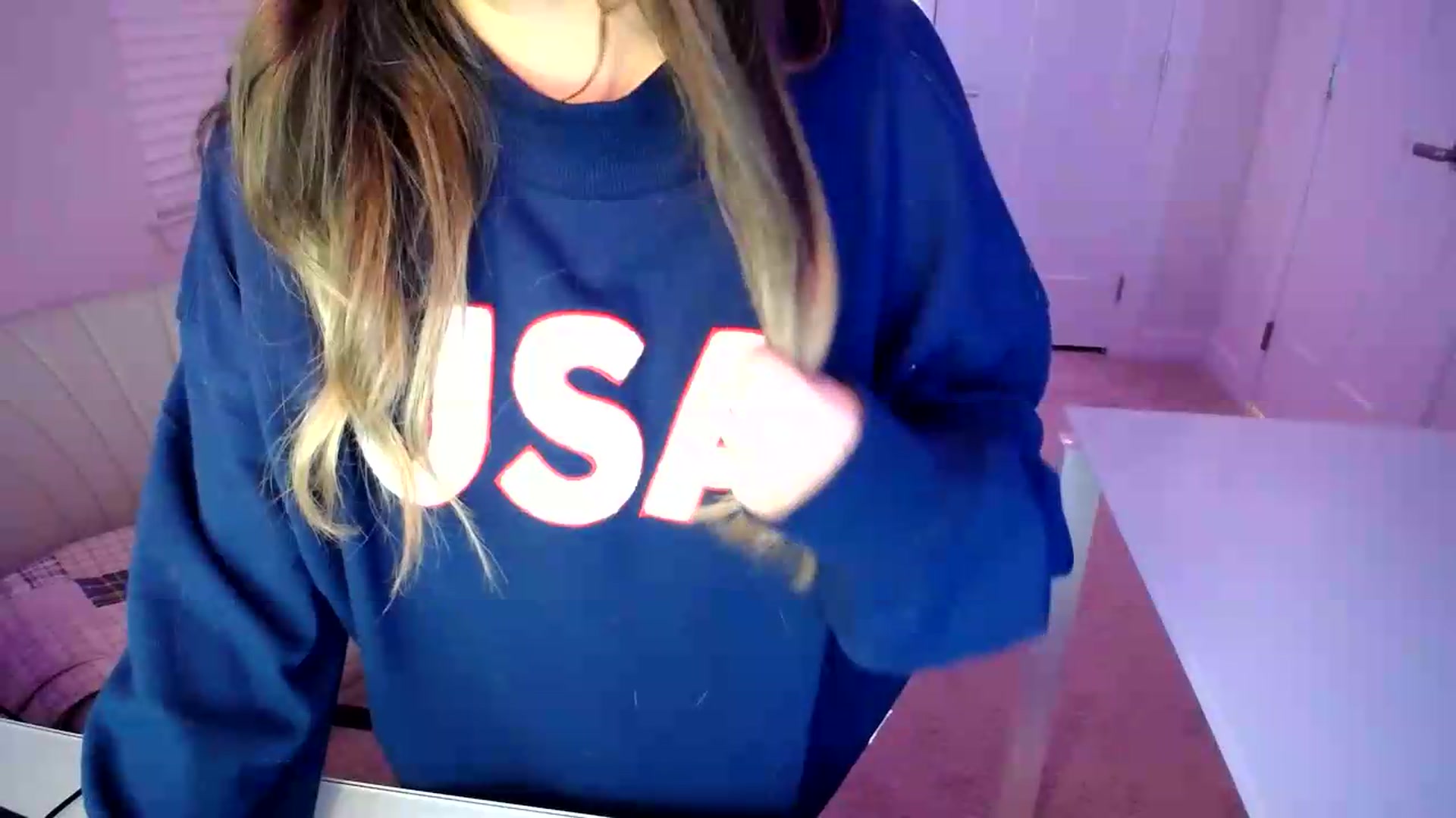 Gallery image thumbnail from Scout's myfreecams stream on, 07/06/2026, 01:41 image 14 of 20