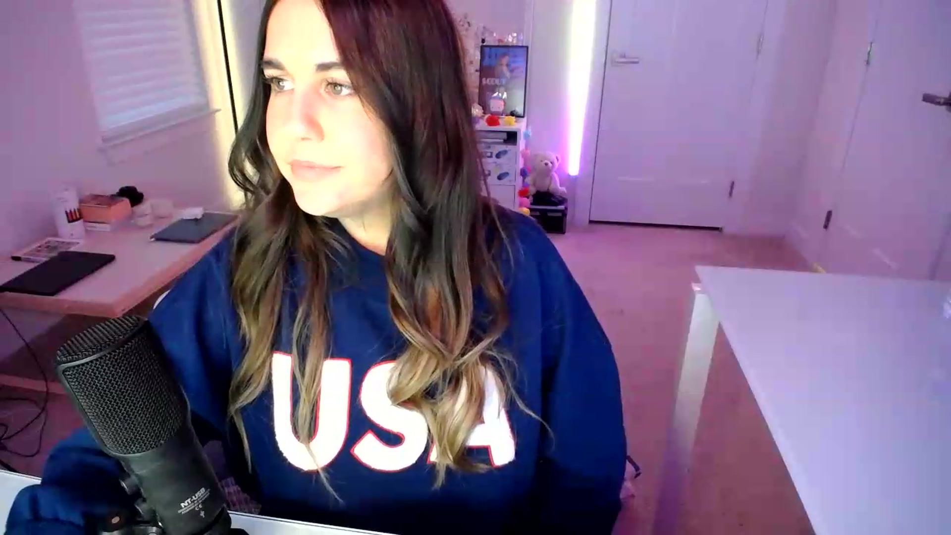 Gallery image thumbnail from Scout's myfreecams stream on, 07/06/2026, 01:41 image 8 of 20